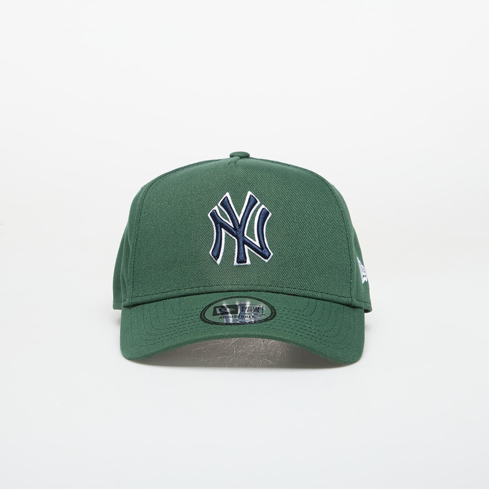 Šiltovka New Era 9FORTY New York Yankees Aframe MLB Outline Script Cilantro Green Universal
