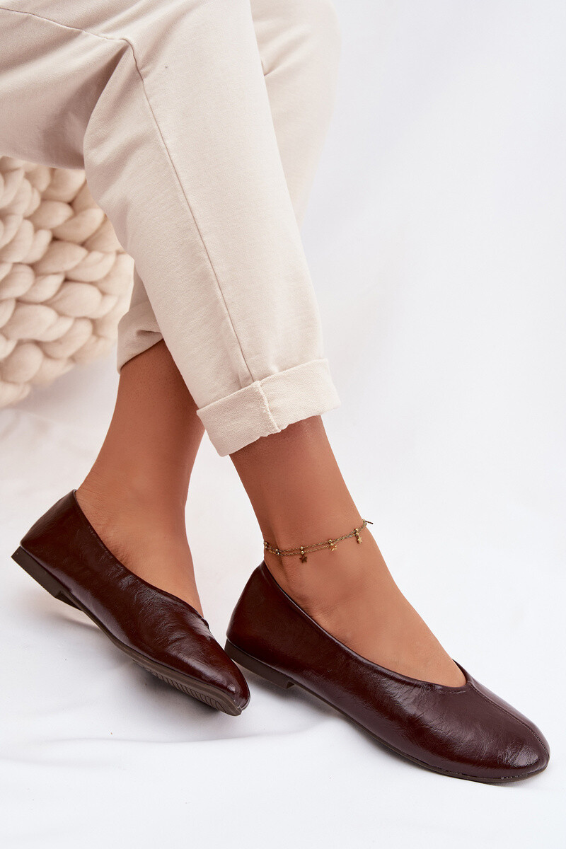Lakované balerínky z eko kože čokoládové