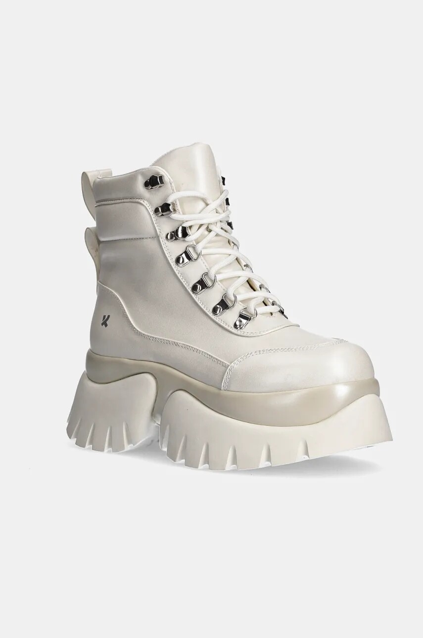 Workery Koi Footwear