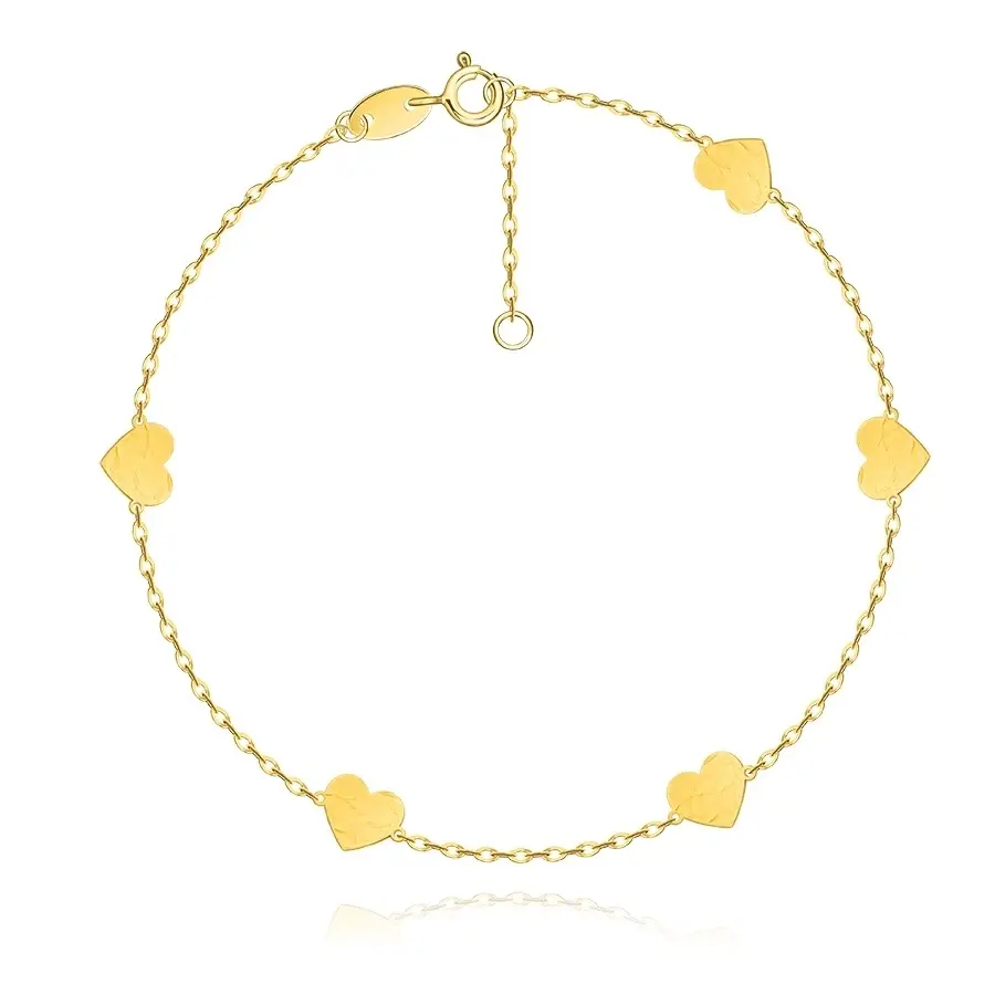 Náramok v žltom 9K zlate - srdcia s jemne tepaným povrchom, oválne očká