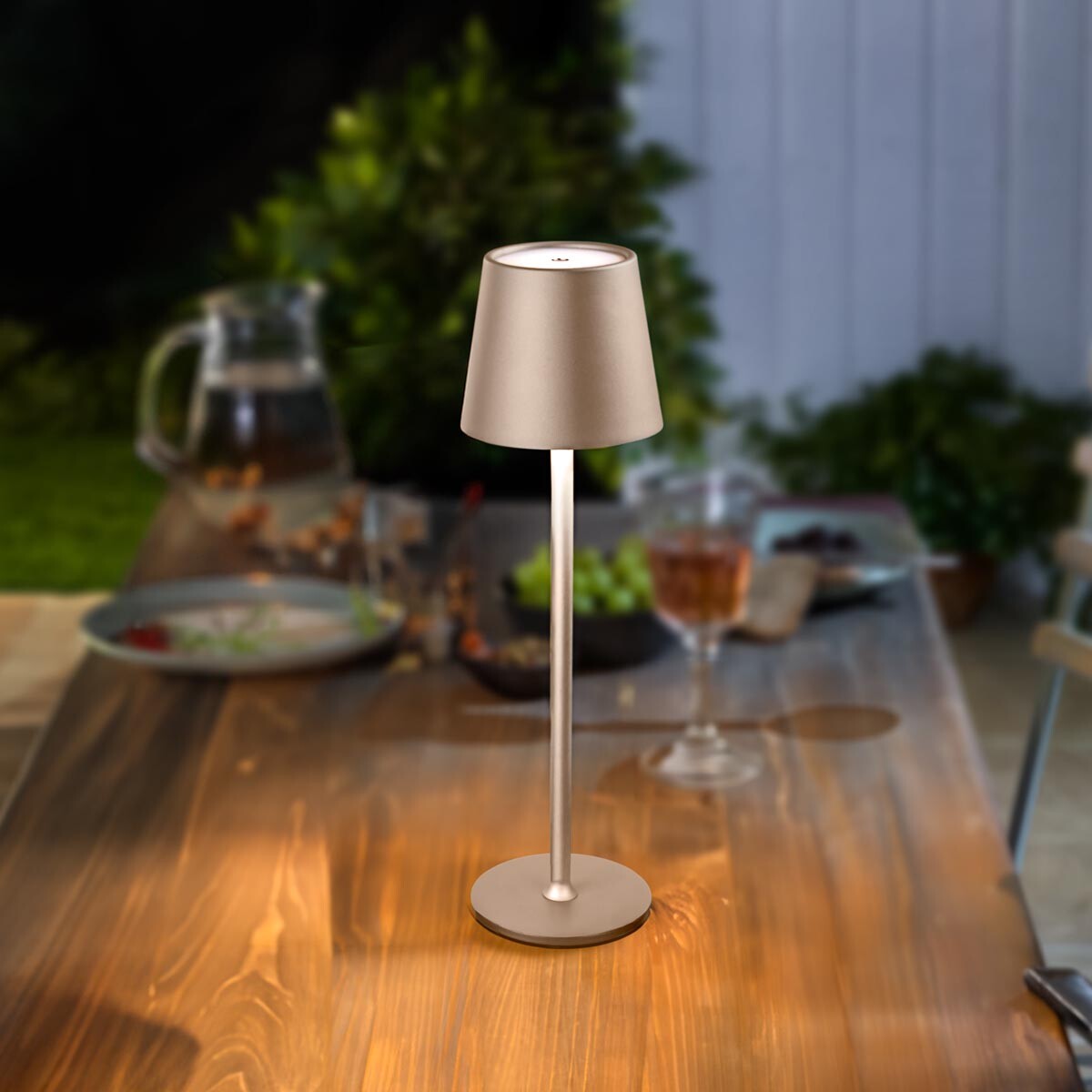 Stmievateľná LED stolová lampa Štokholm