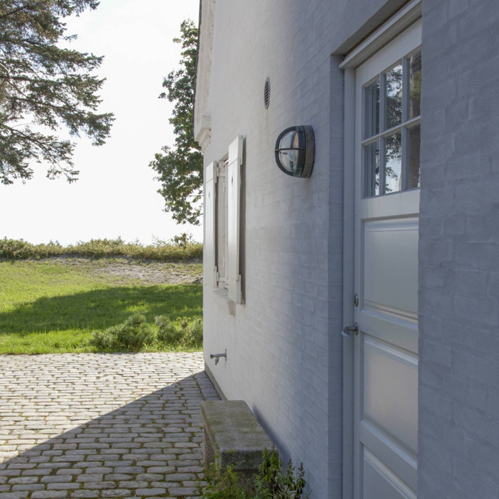 Louis Poulsen Skot LED vonkajšie nástenné svietidlo, opál/hliník