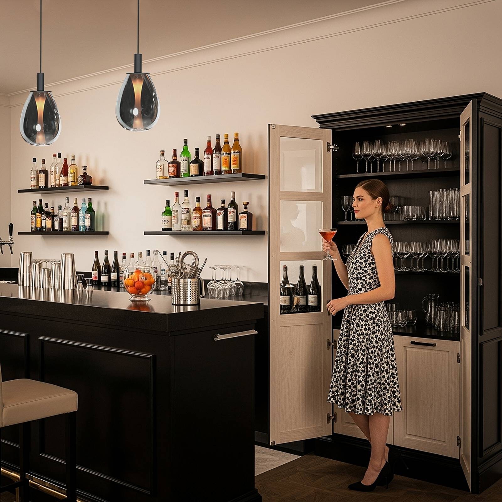 LED závesné svietidlo Glimsy, Ø 22 cm čierna/dymovo sivá sklenená