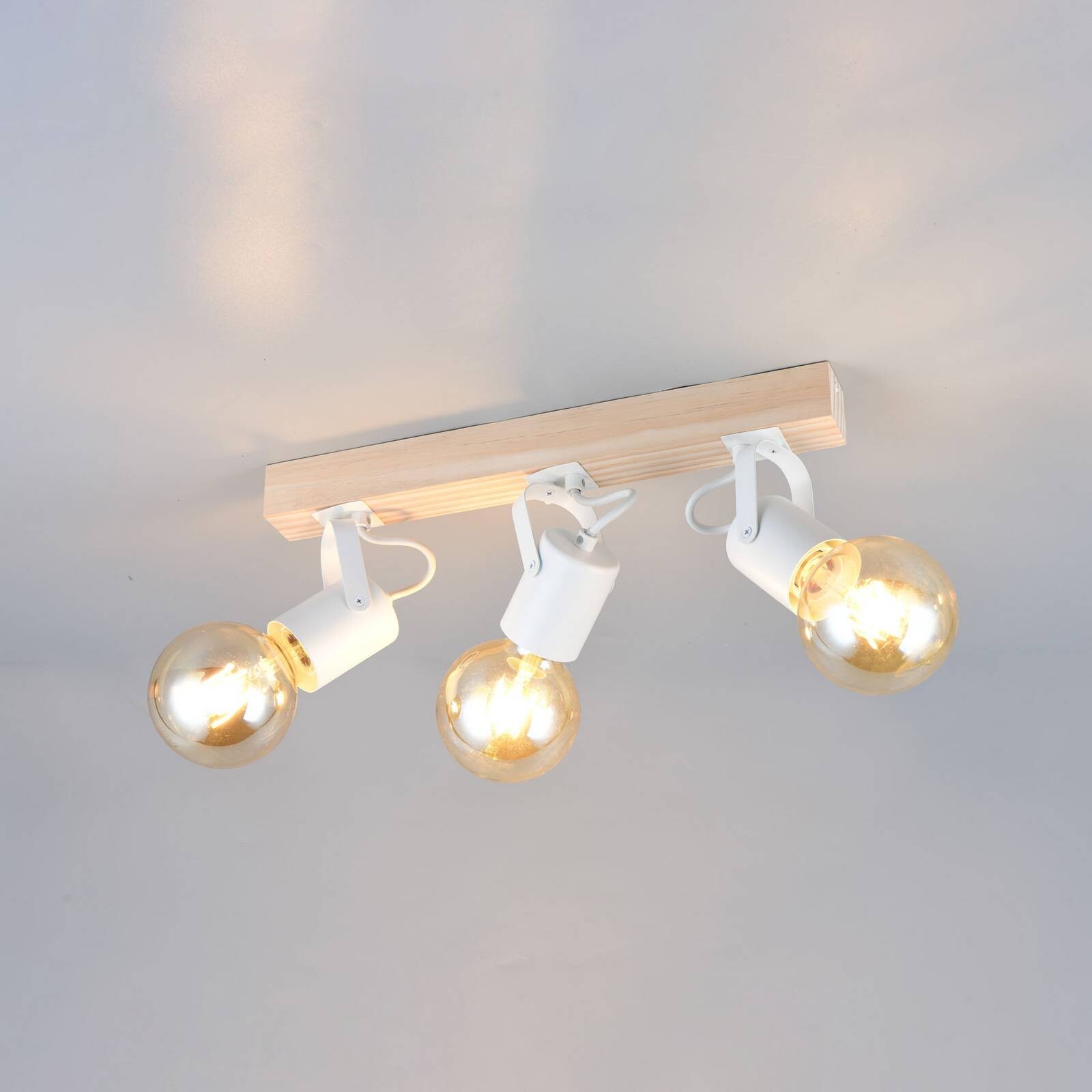 Stropné svietidlo Lynar, biele, drevo, kov, dĺžka 42 cm, 3-pl.