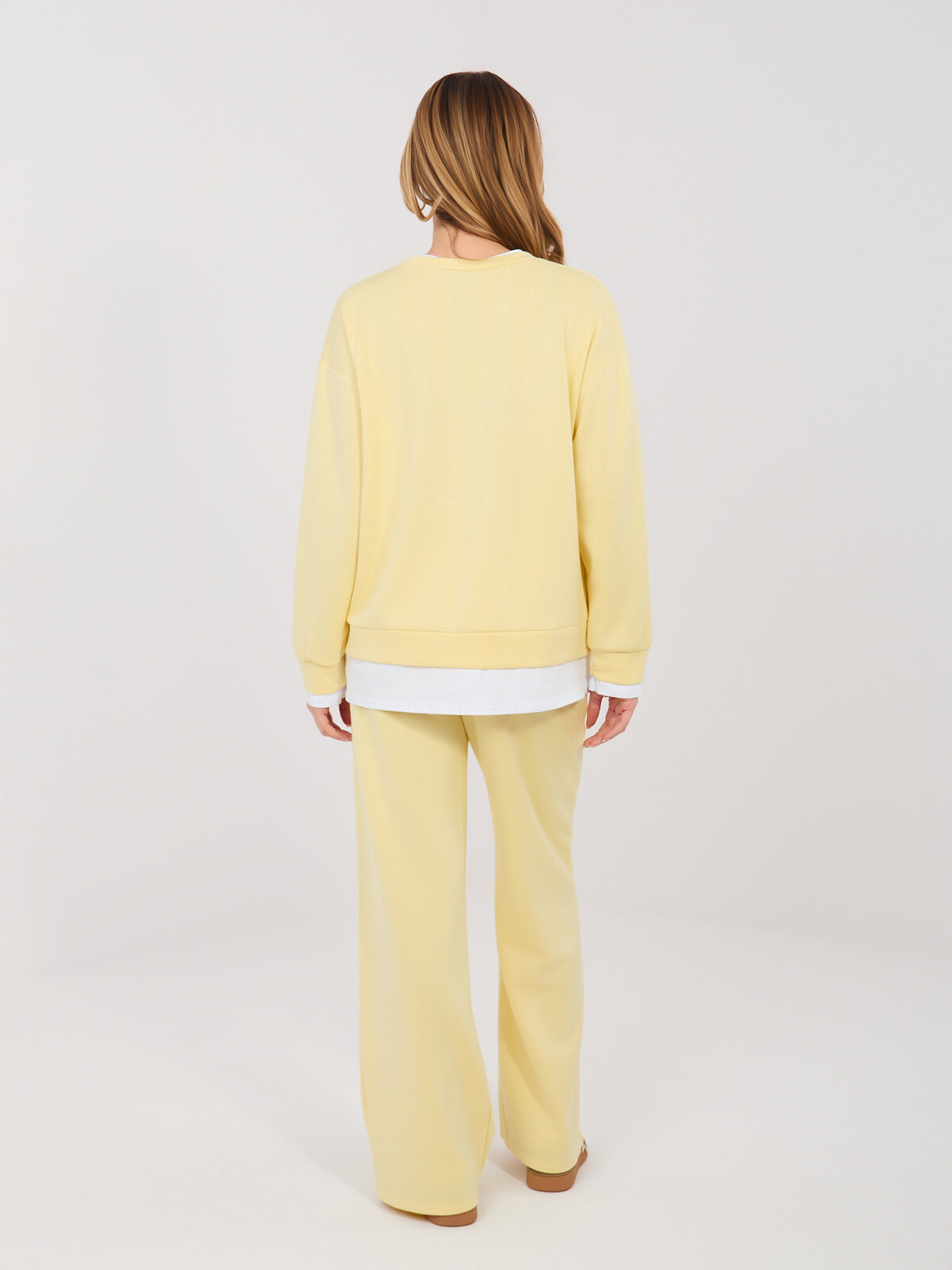 Svetložltý dámsky komplet