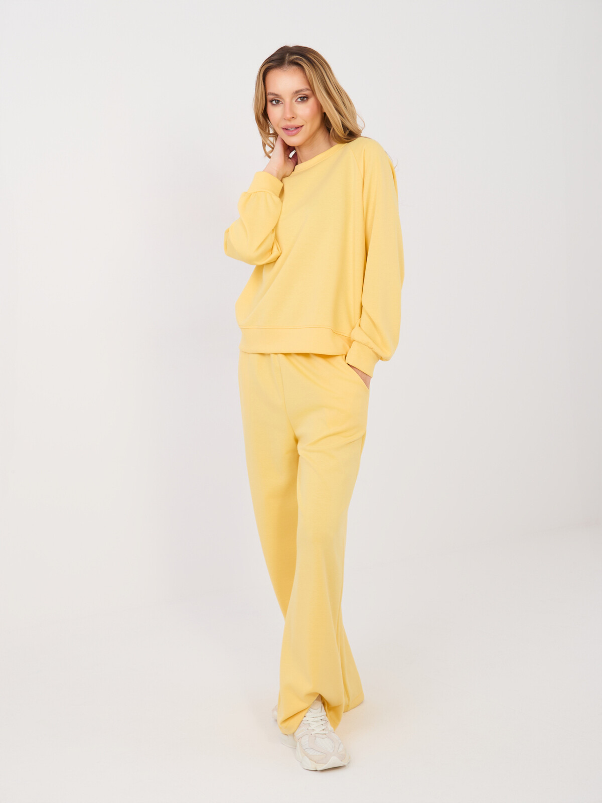 Žltý teplákový komplet