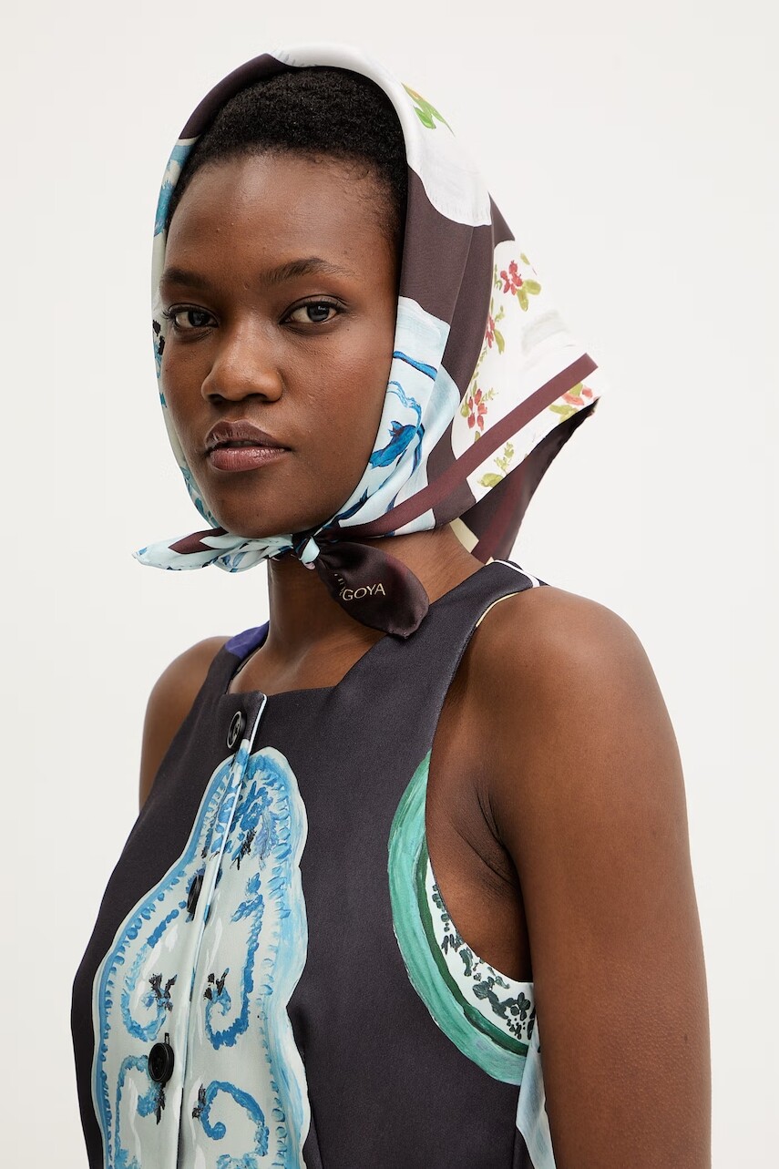 Hodvábna šatka Stine Goya