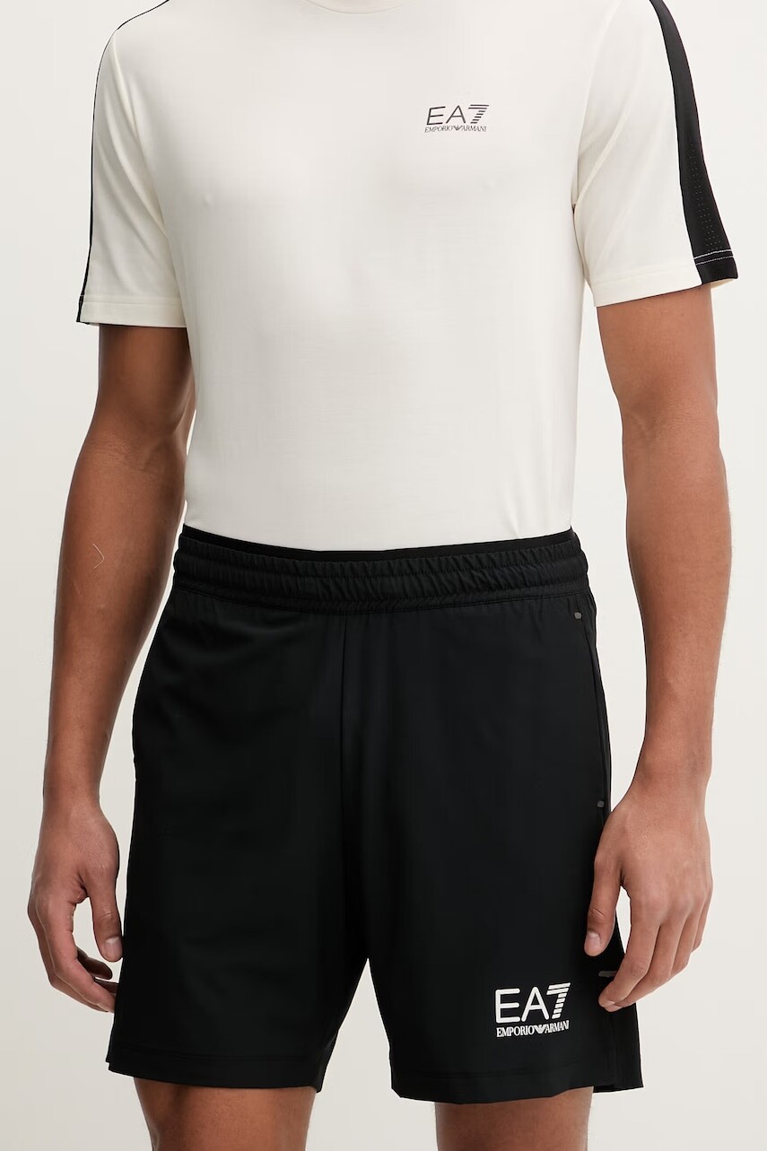Tréningové šortky EA7 Emporio Armani