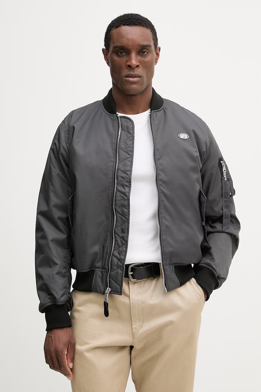 Bunda Alpha Industries World Logo MA-1