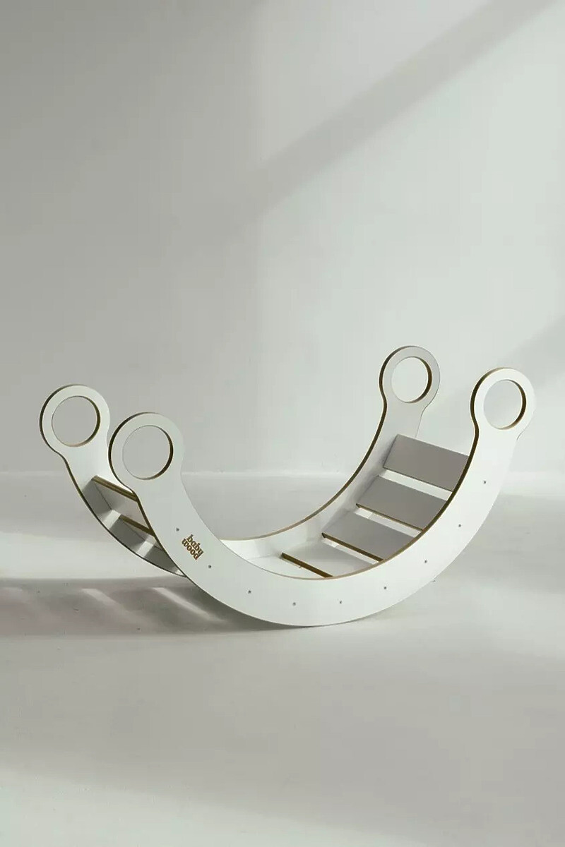 Drevená hojdačka Montessori L - biela