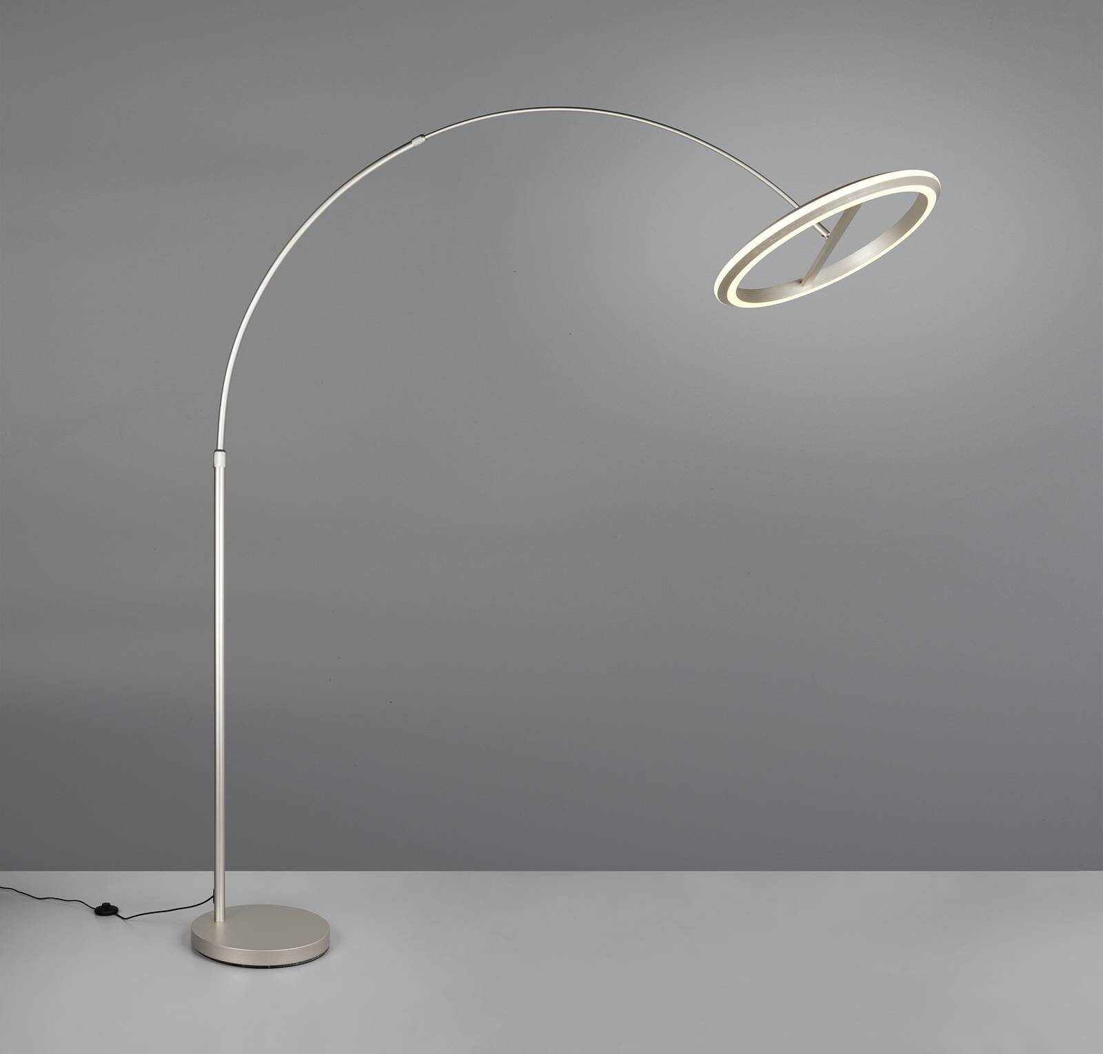 LED stojacia lampa Amador, niklová farba, výška 205 cm, kov