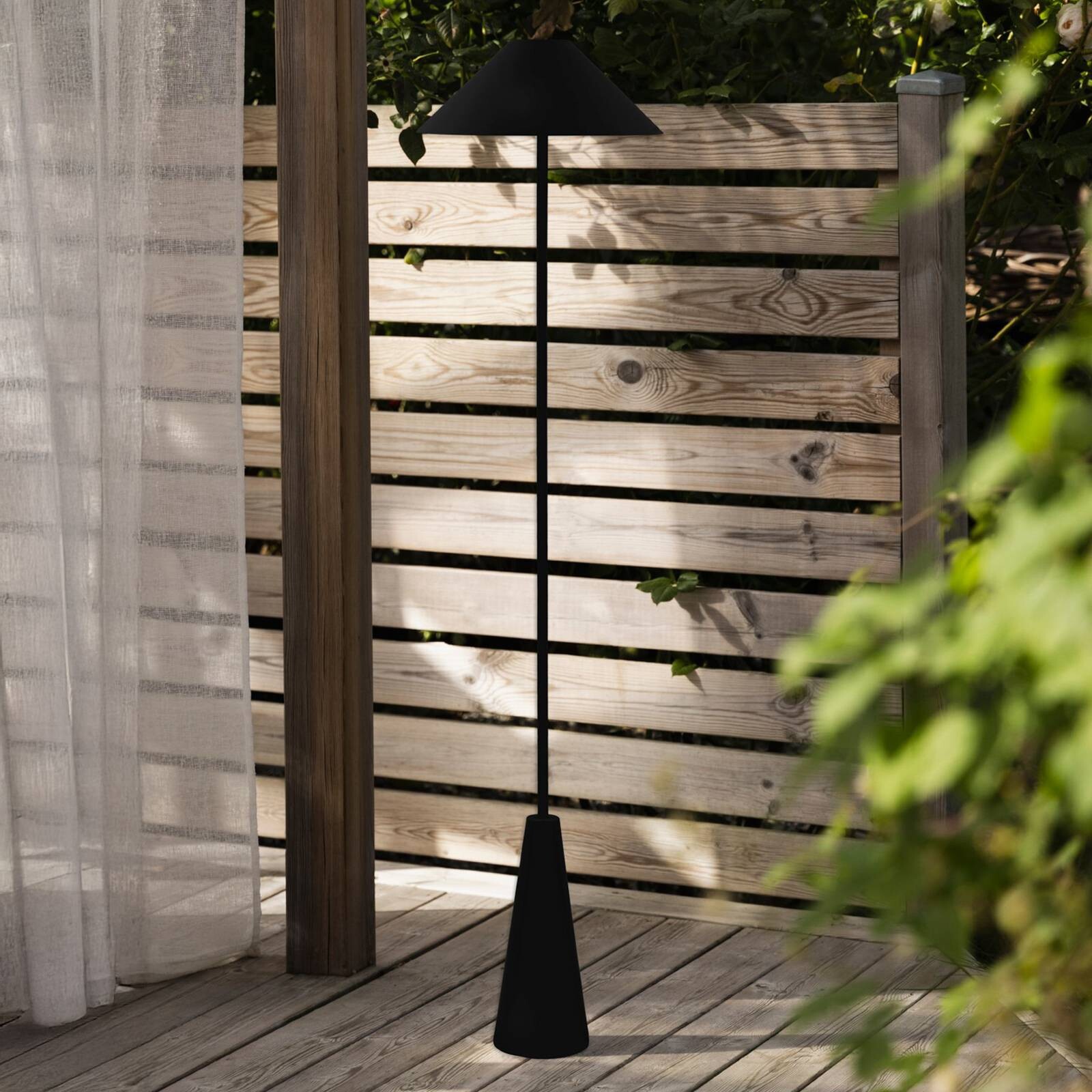 Globen Lighting Akumulátorová vonkajšia stojaca lampa Cannes, čierna, IP54