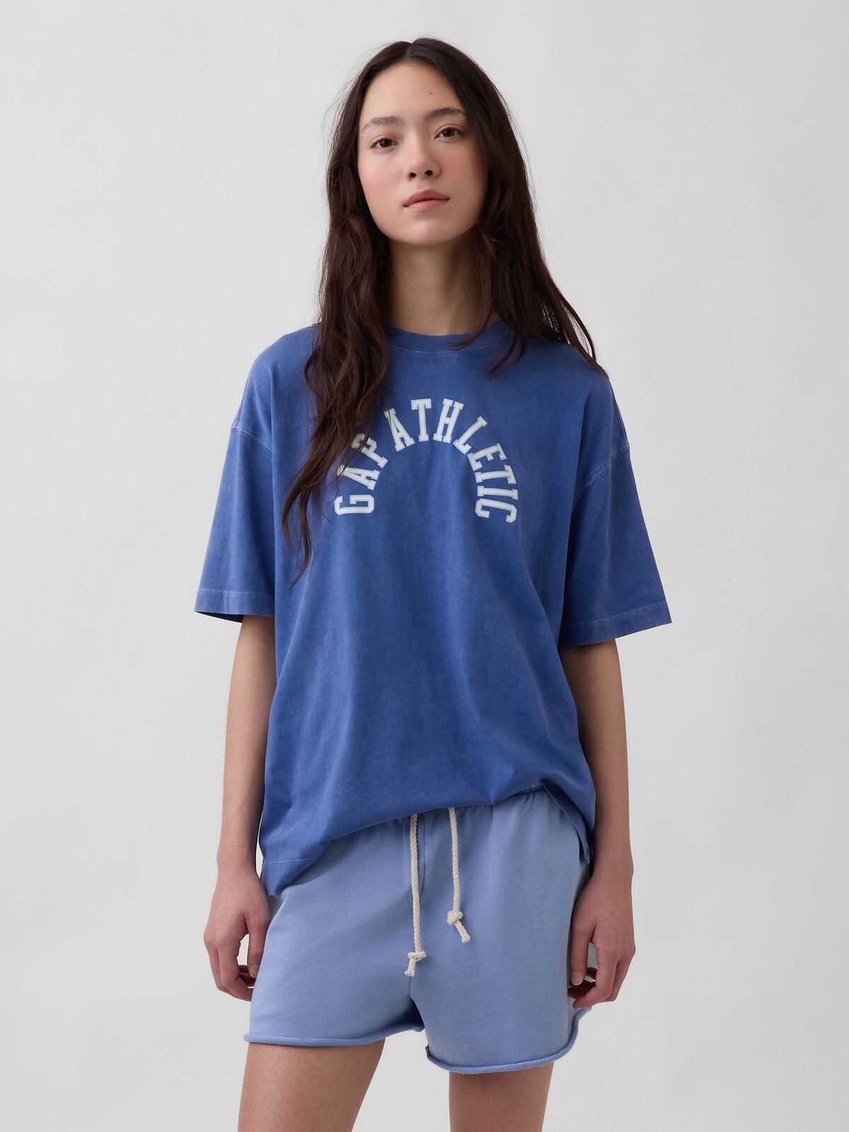 GAP Oversize T-Shirt with Athletic VintageSoft Logo - Women's