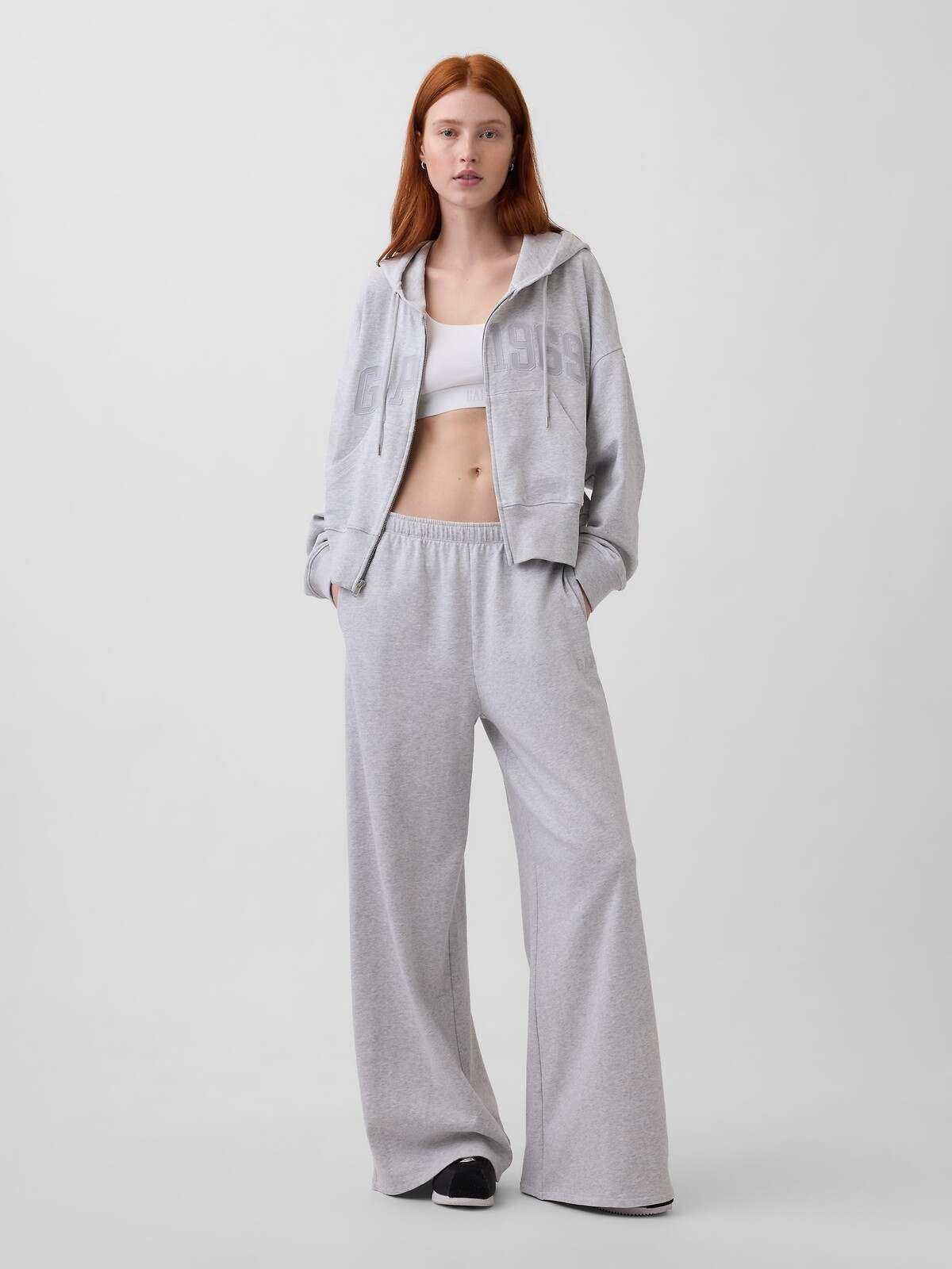 GAP Baggy Sweatpants with Logo 1969 - Ladies