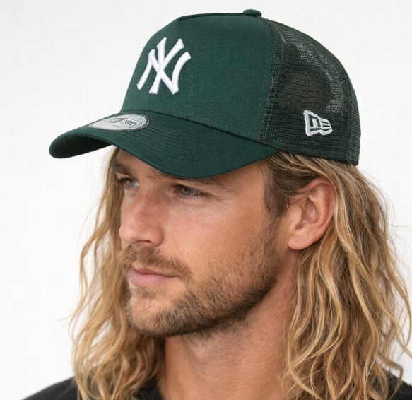 šiltovka New Era 940 Af Trucker cap MLB Essential NY Yankees Dark Green - UNI