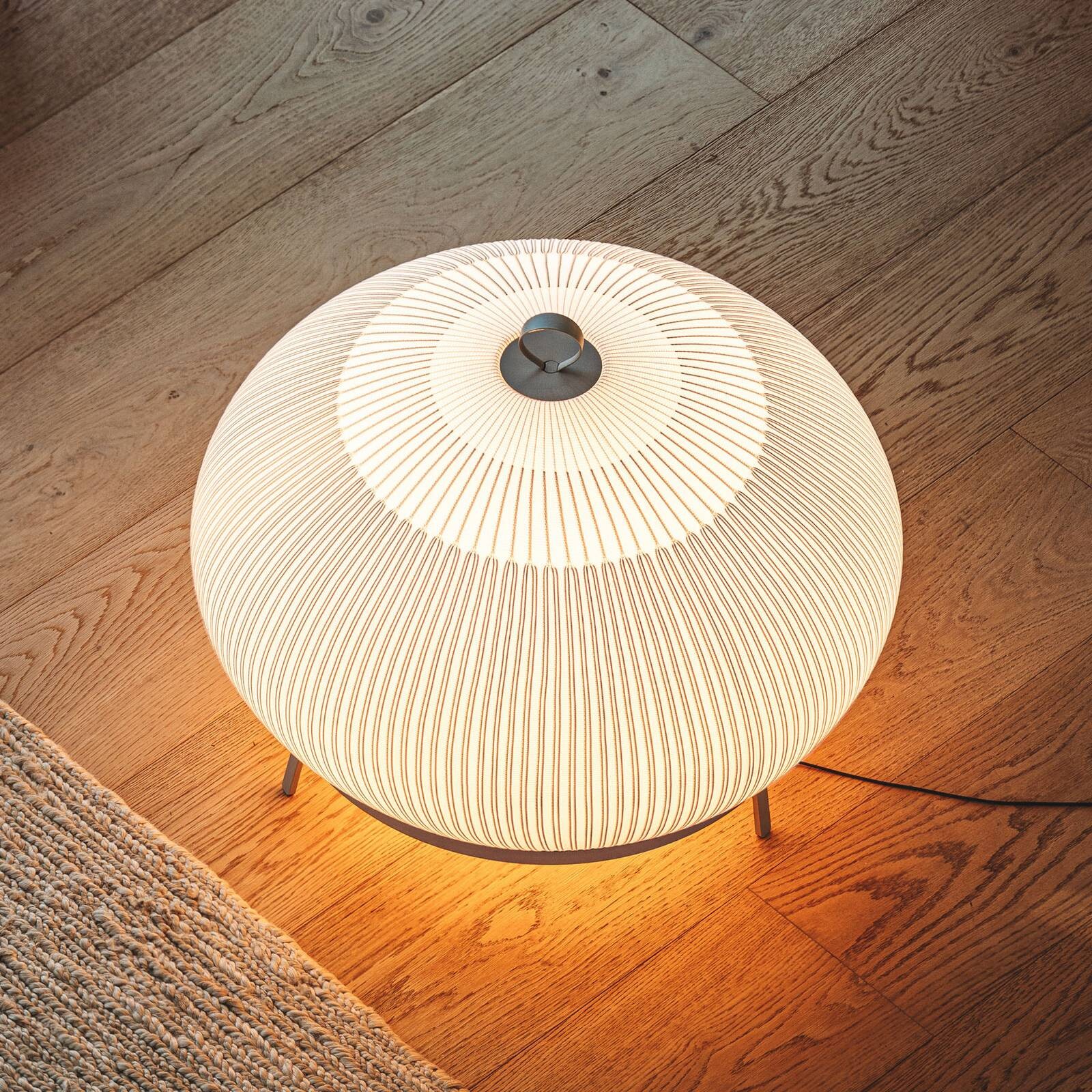 Vibia LED stojace svietidlo KNIT, 62 x 65 cm, béžové, textilné