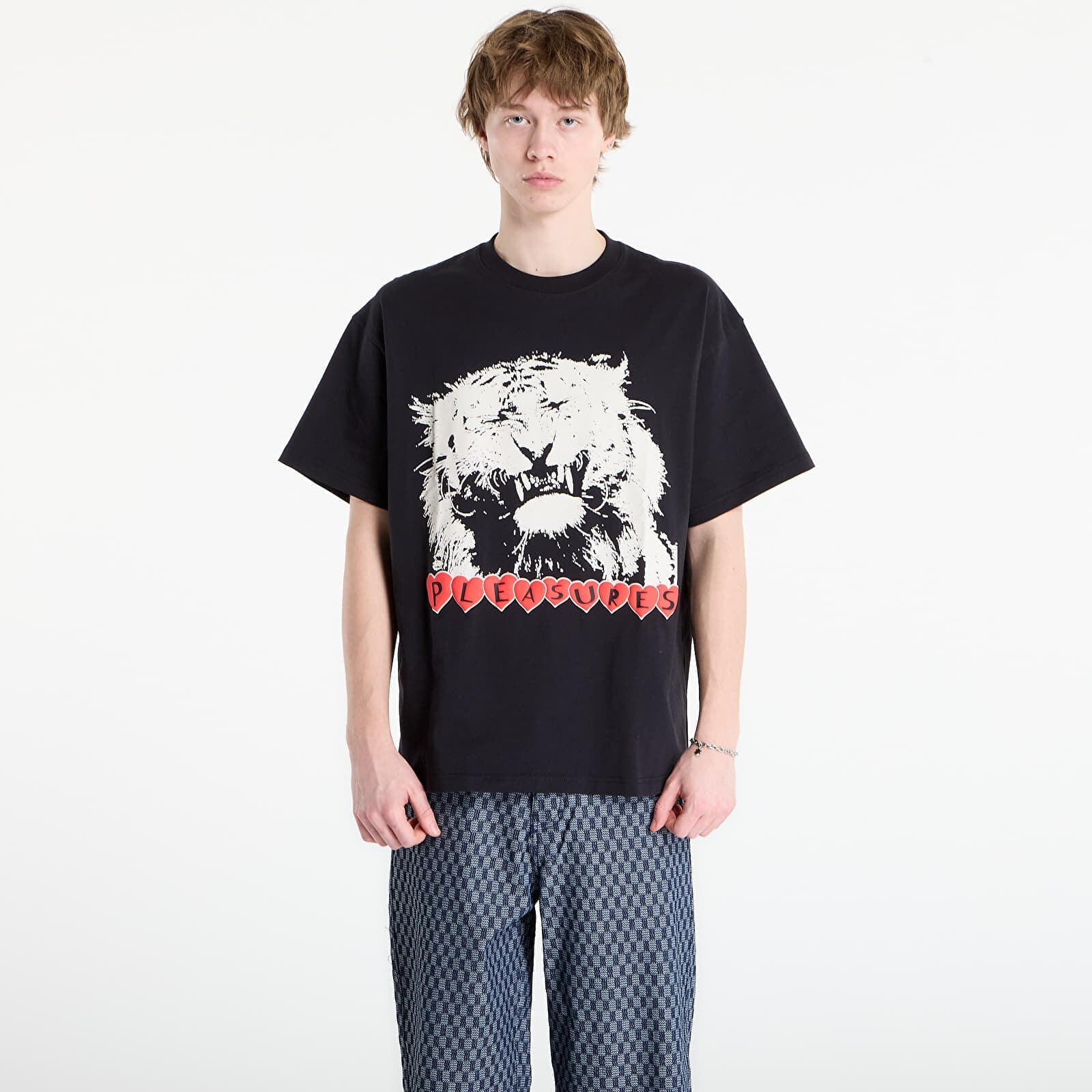 Tričko PLEASURES Grin T-Shirt Black XL