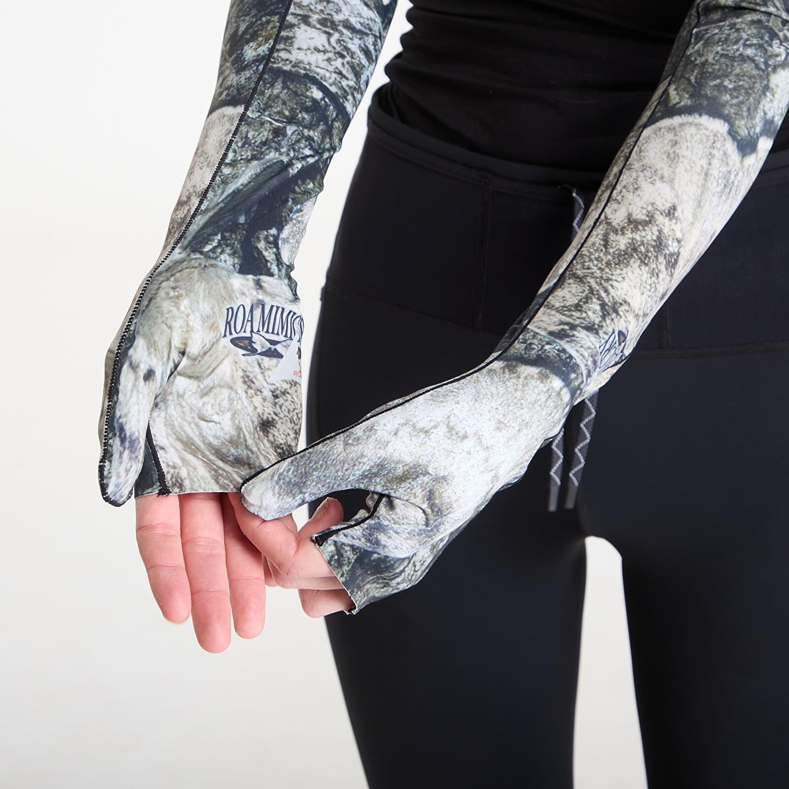 Rukavice ROA Tatli UPF Plus 50 Arm Sleeves Brown S-M