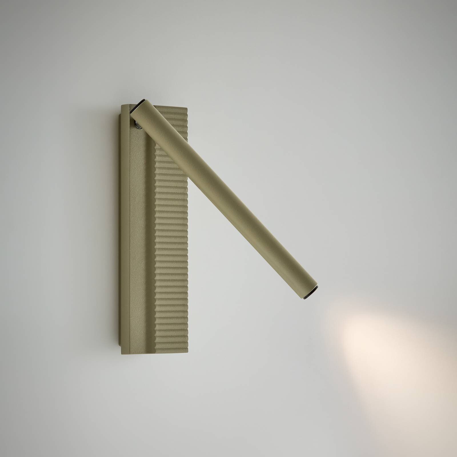 Bover LED nástenné svetlo Arid A/02 olivová, hliník, 2 700 K