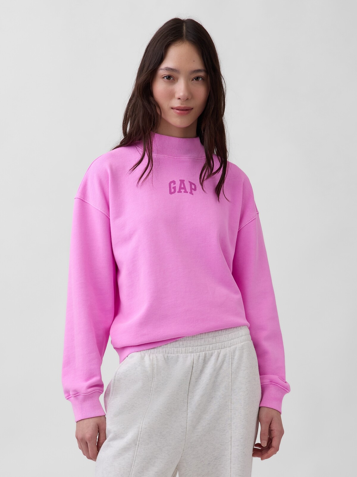 GAP Oversize Sweatshirt with Heavyweight Logo - Ladies