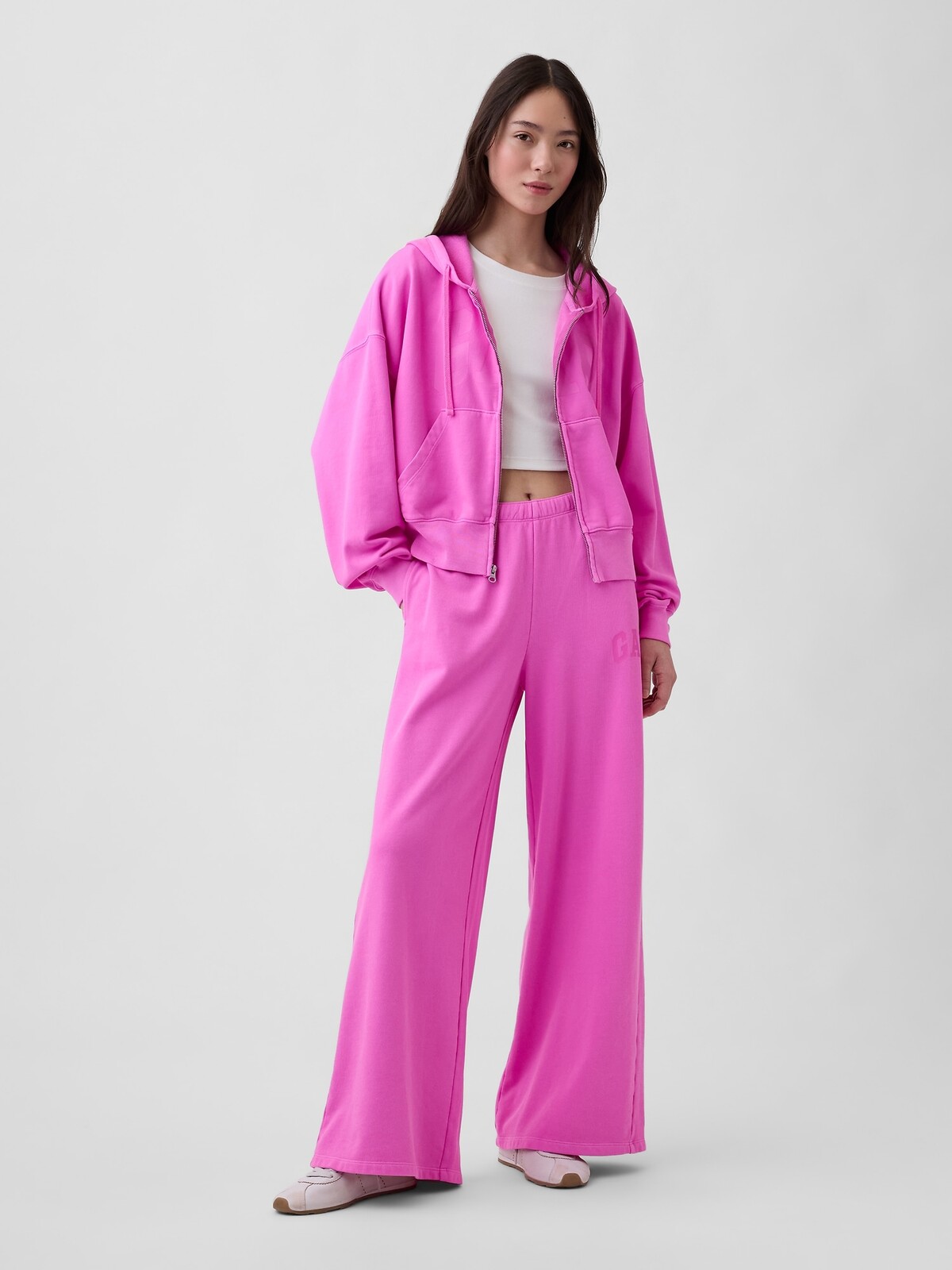 GAP Sweatpants with Wide-Leg Logo - Women's