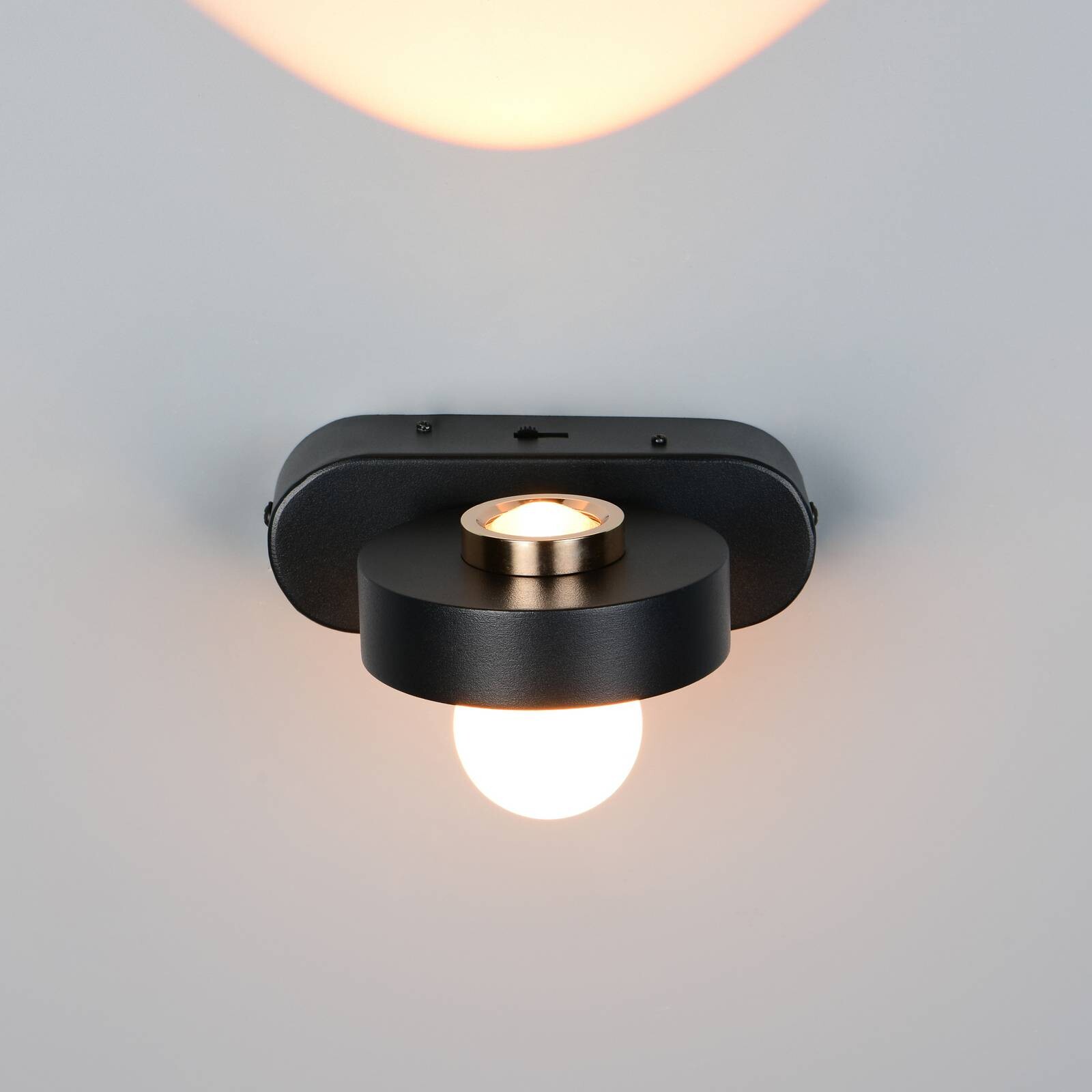 LED nástenné svetlo Arpino čierne, výška 15 cm, kovové, 2-pl.