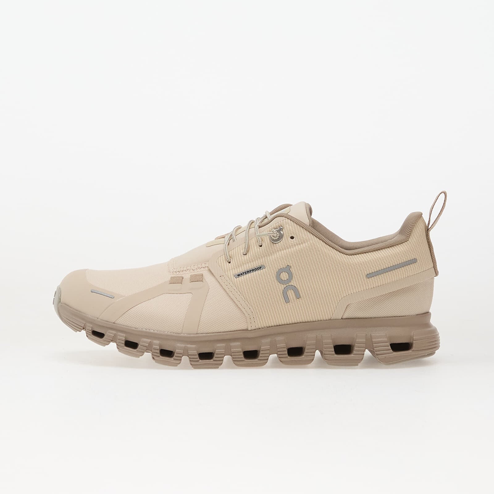 Tenisky On W Cloud 6 WP Sand/ Desert EUR 37