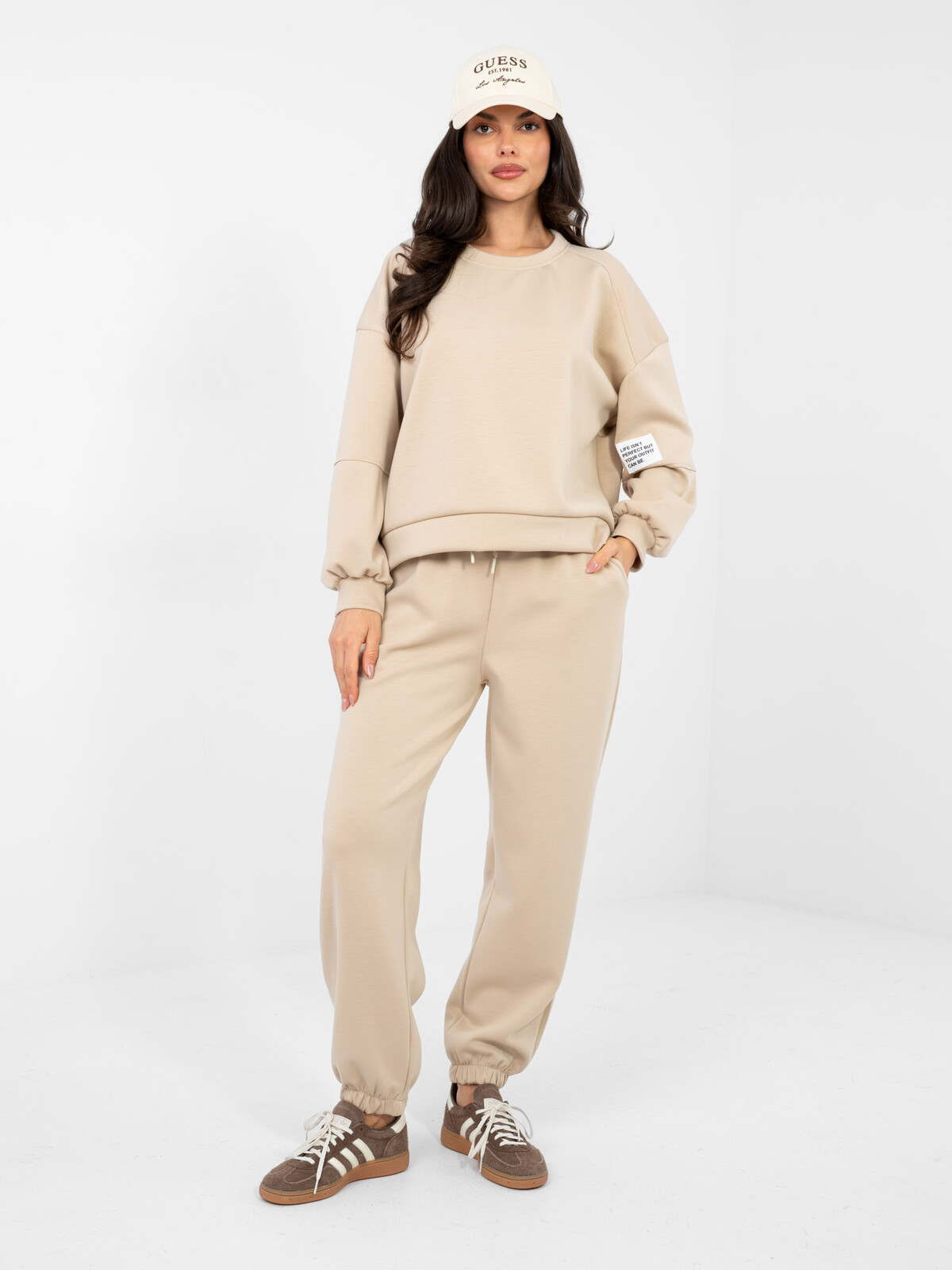 Béžový dvojdielny komplet