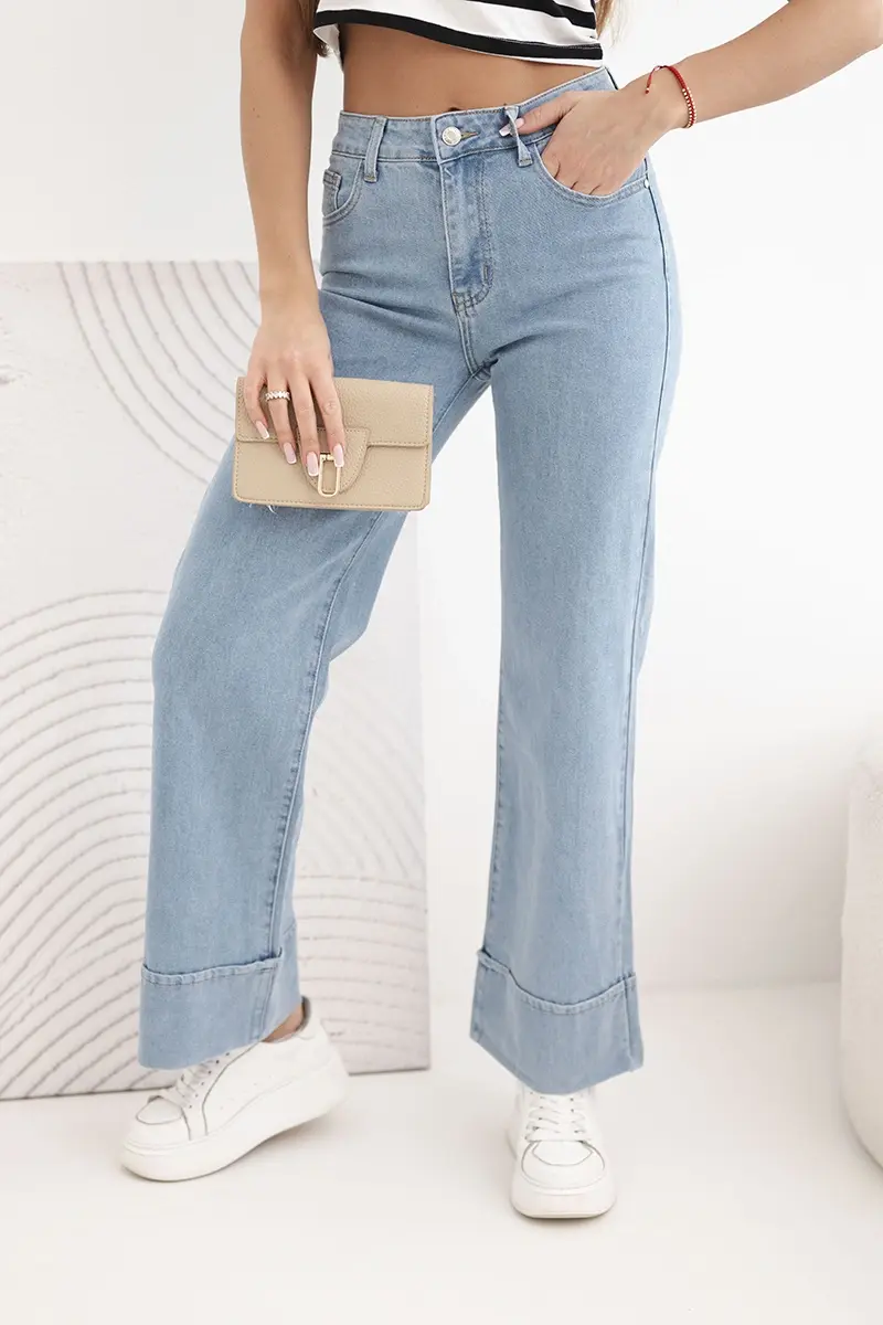 Dámske džínsy s širokými nohavicami a vysokým pásom