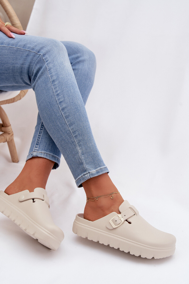 EVENTO dámske šľapky s prackou béžové Larinie