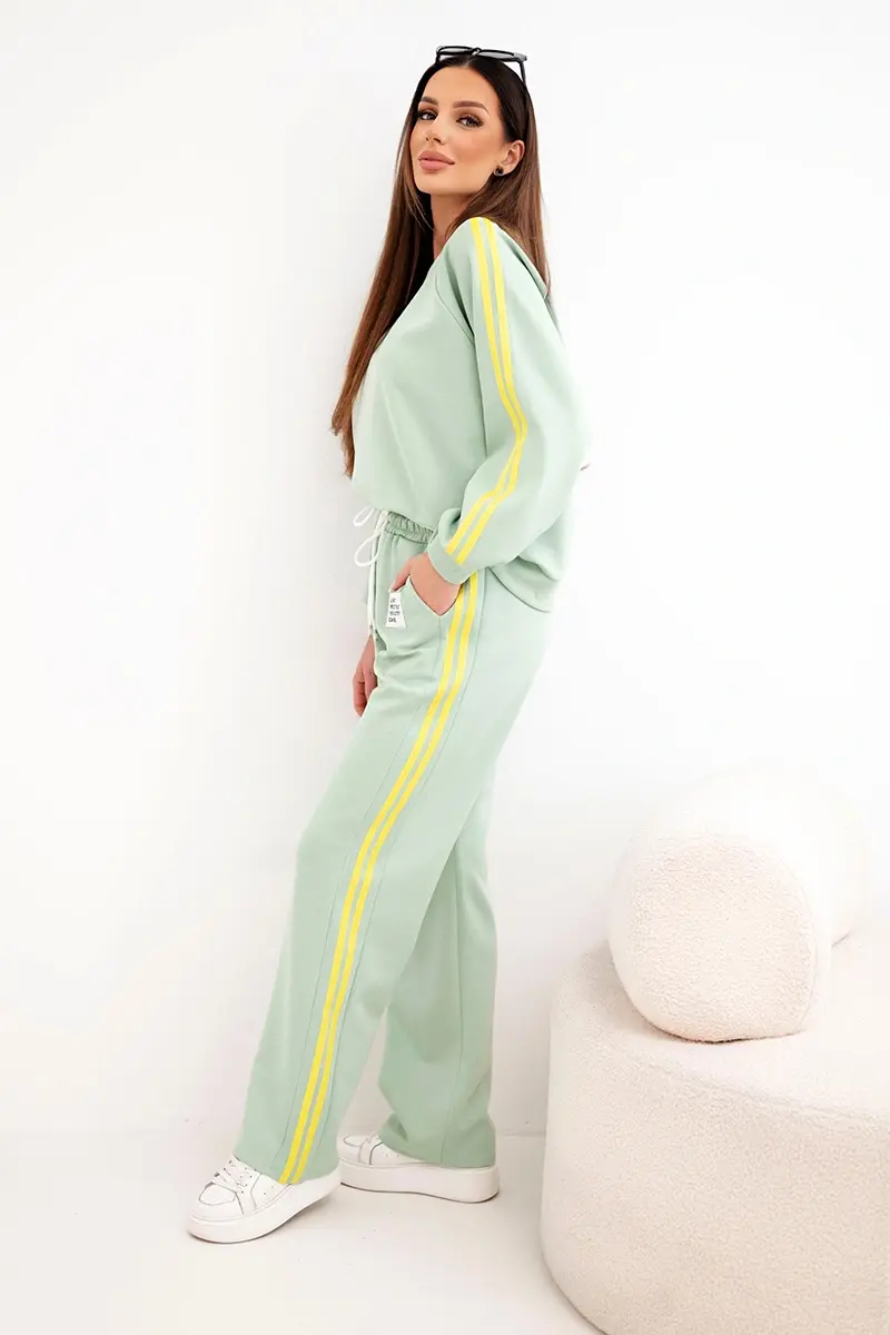 Dámska tepláková súprava Kesi Włoski Masełko