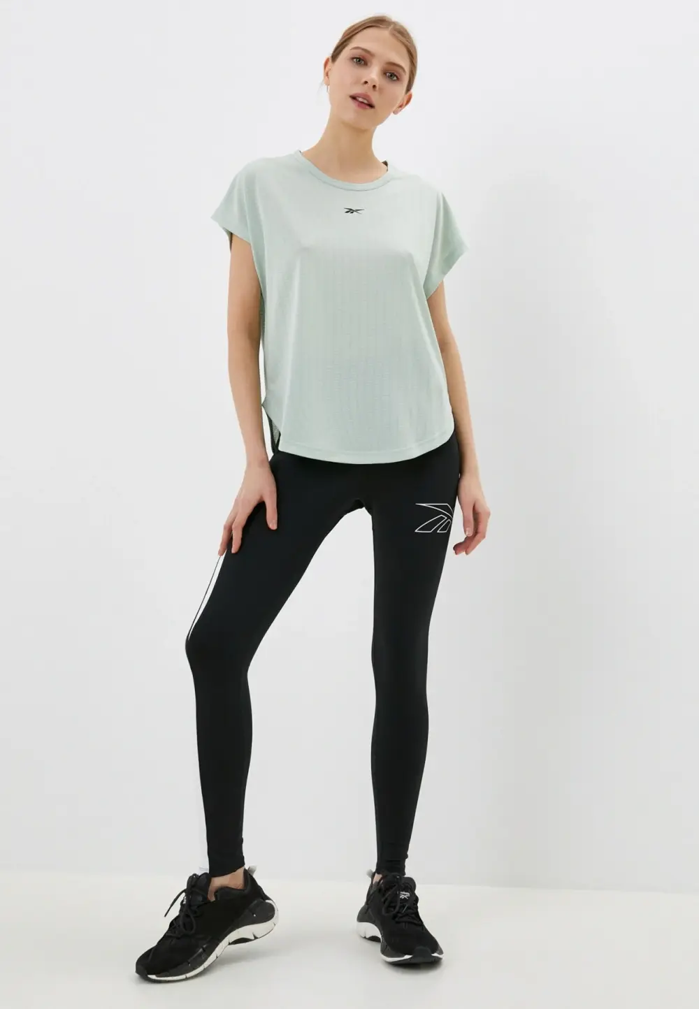 REEBOK UBF perforované tričko