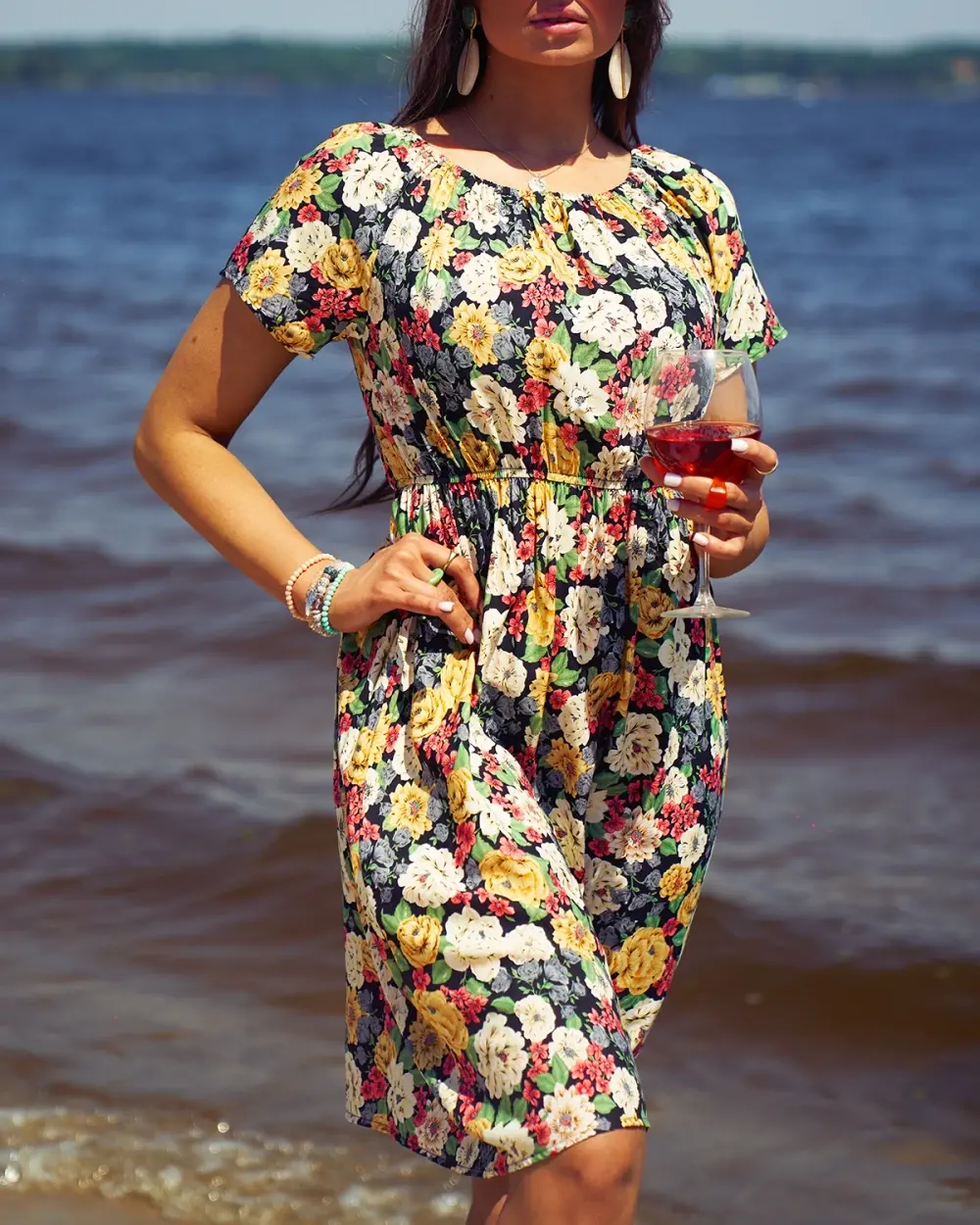 Dámske kvetinové mini šaty a'la hiszpanka čierne