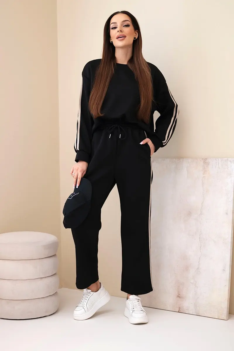 Dámska súprava s bočnými pruhmi