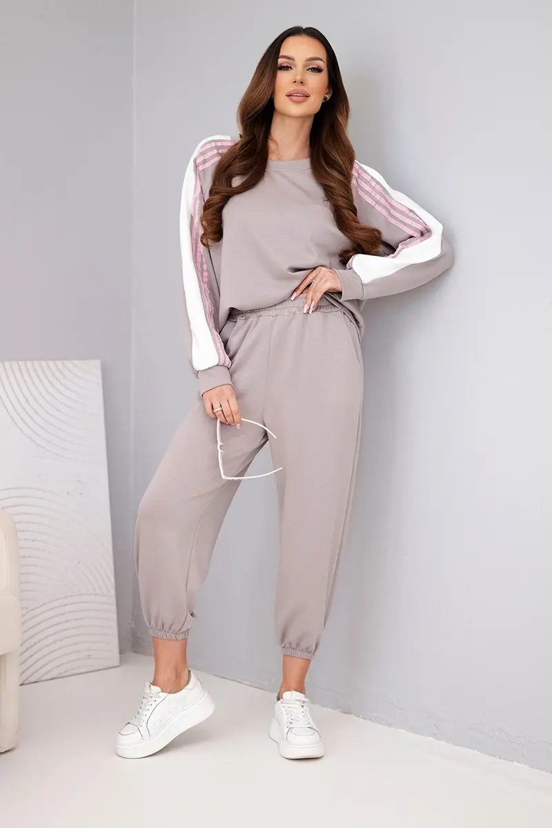 Kesi dámska súprava s bočným pruhom, maslová