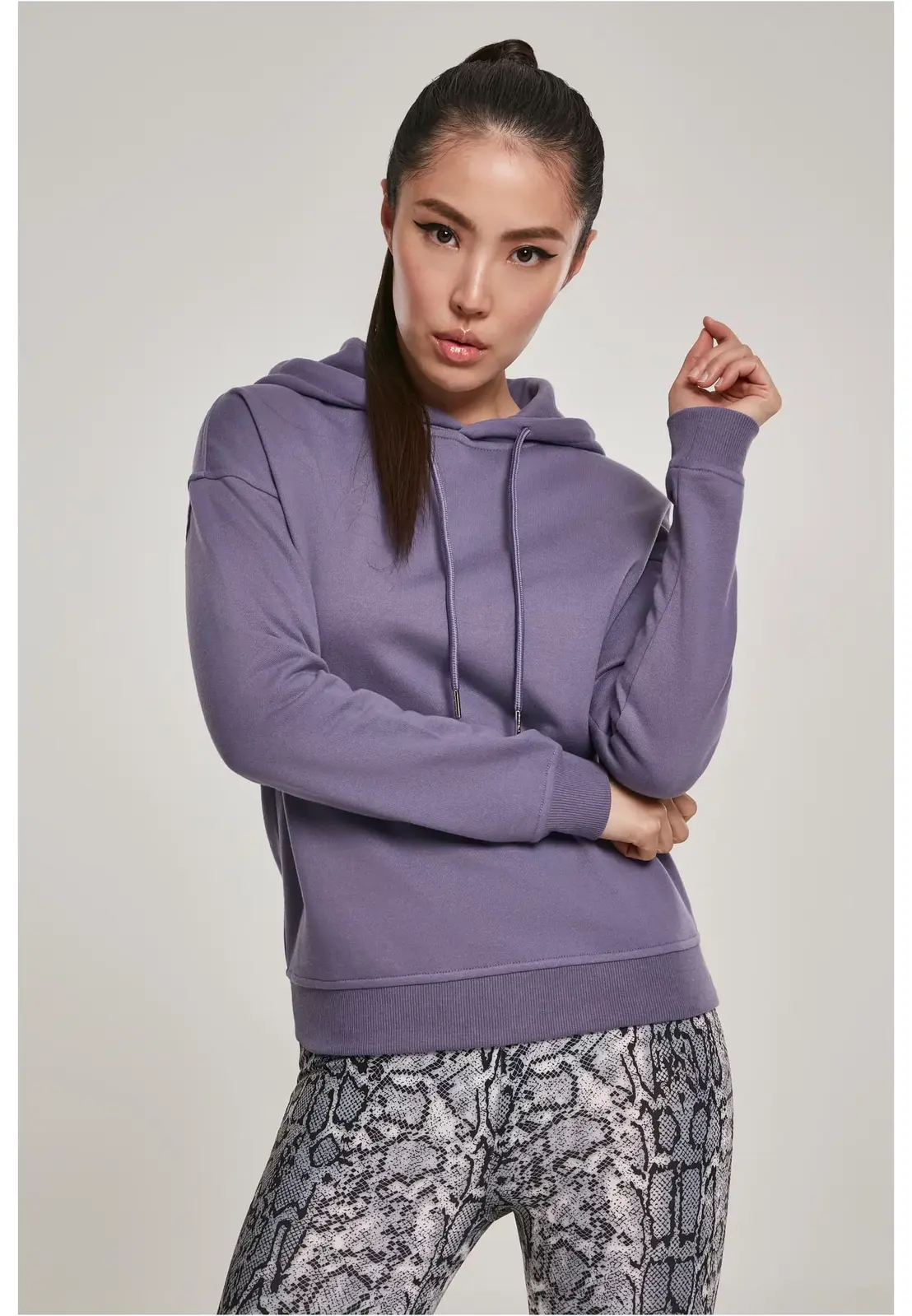 Dámska mikina s kapucňou v pudrovej farbe