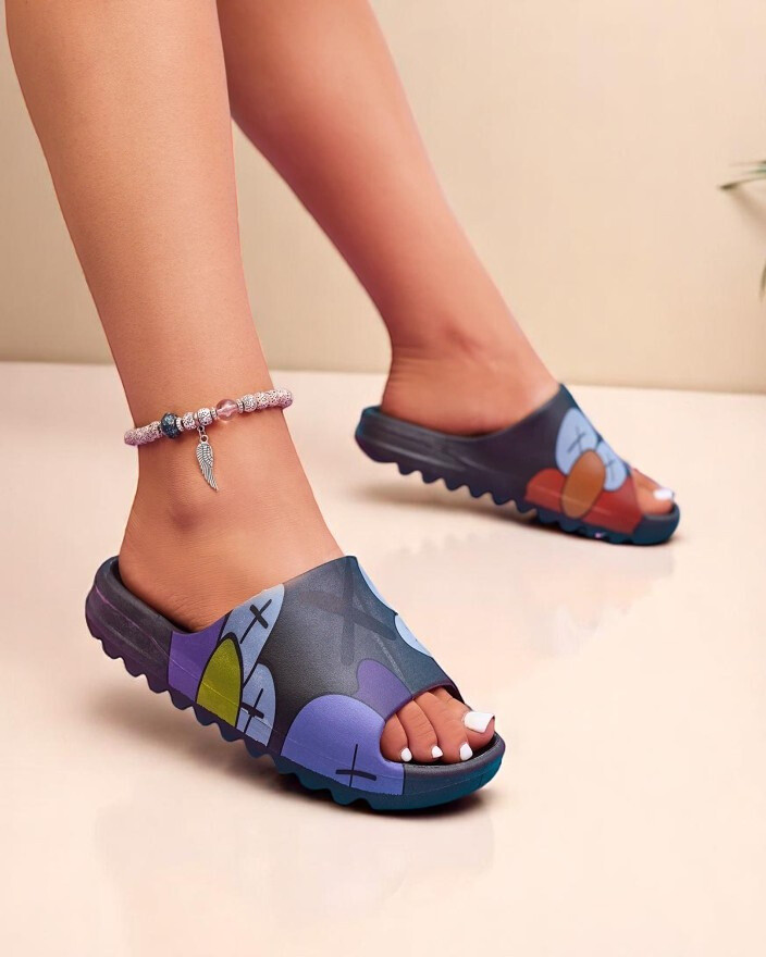 Čierne žabky Resti Royalfashion s potlačou