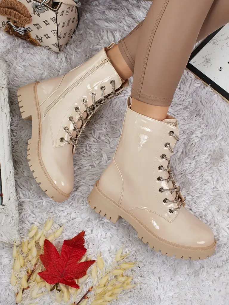 Resti Fjorra dámske lakované členkové topánky