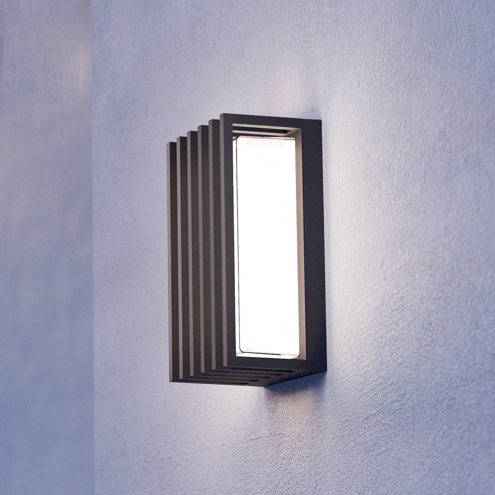 LED vonkajšie nástenné svietidlo Genovese, čierna, výška 24 cm, senzor