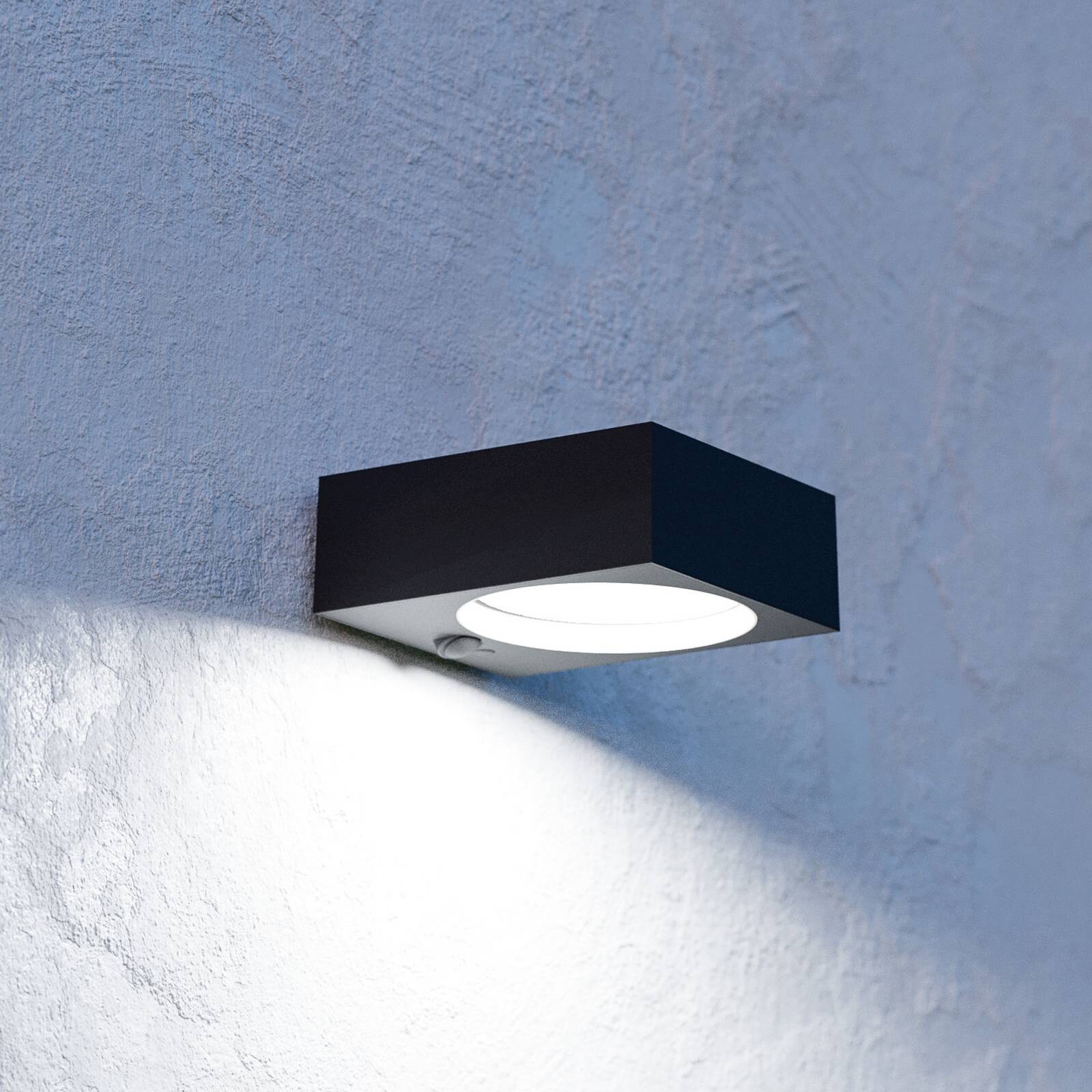 Solárne LED vonkajšie nástenné svietidlo Darfano, čierna, šírka 14 cm