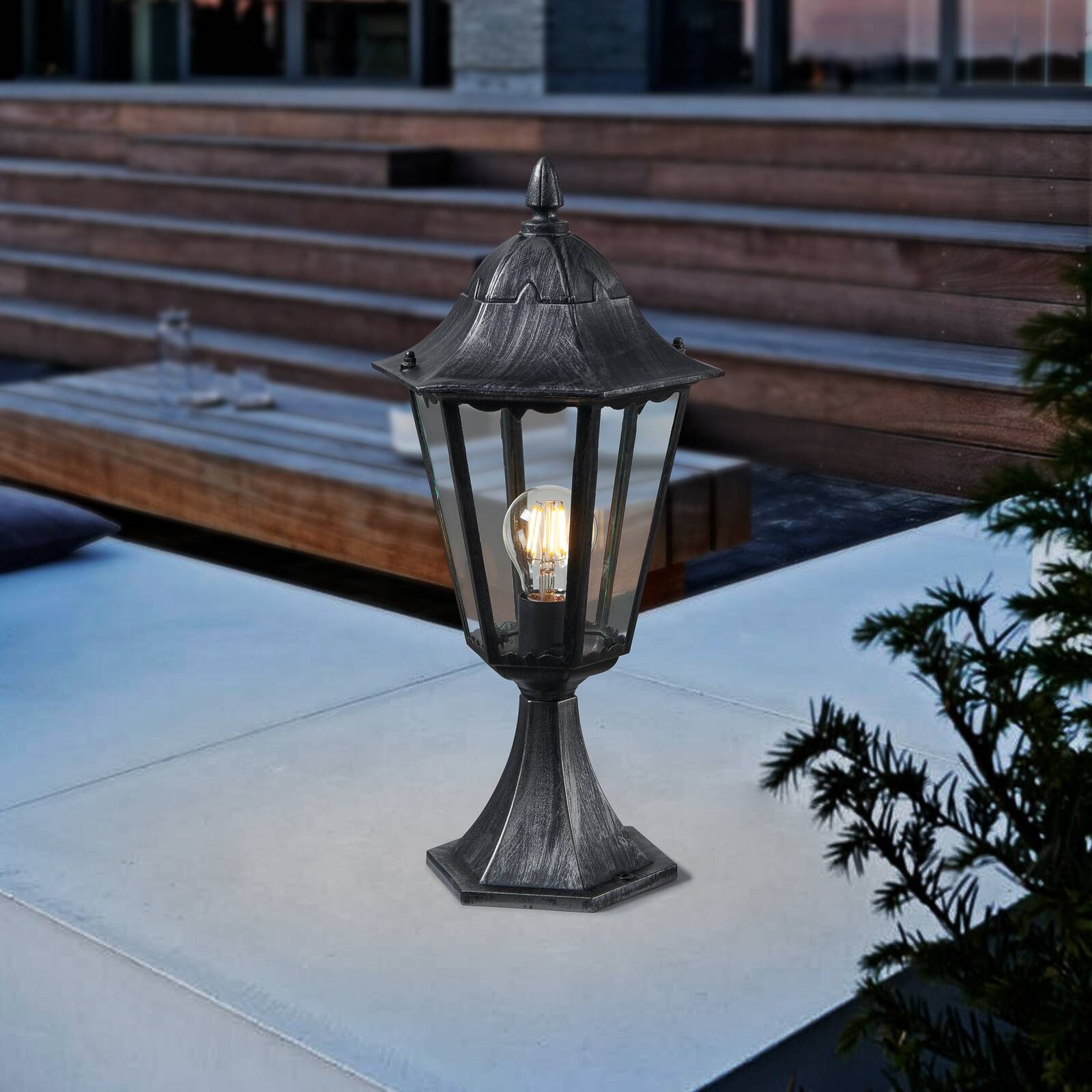 Stojanová lampa Navedo, čierna/strieborná, výška 47 cm