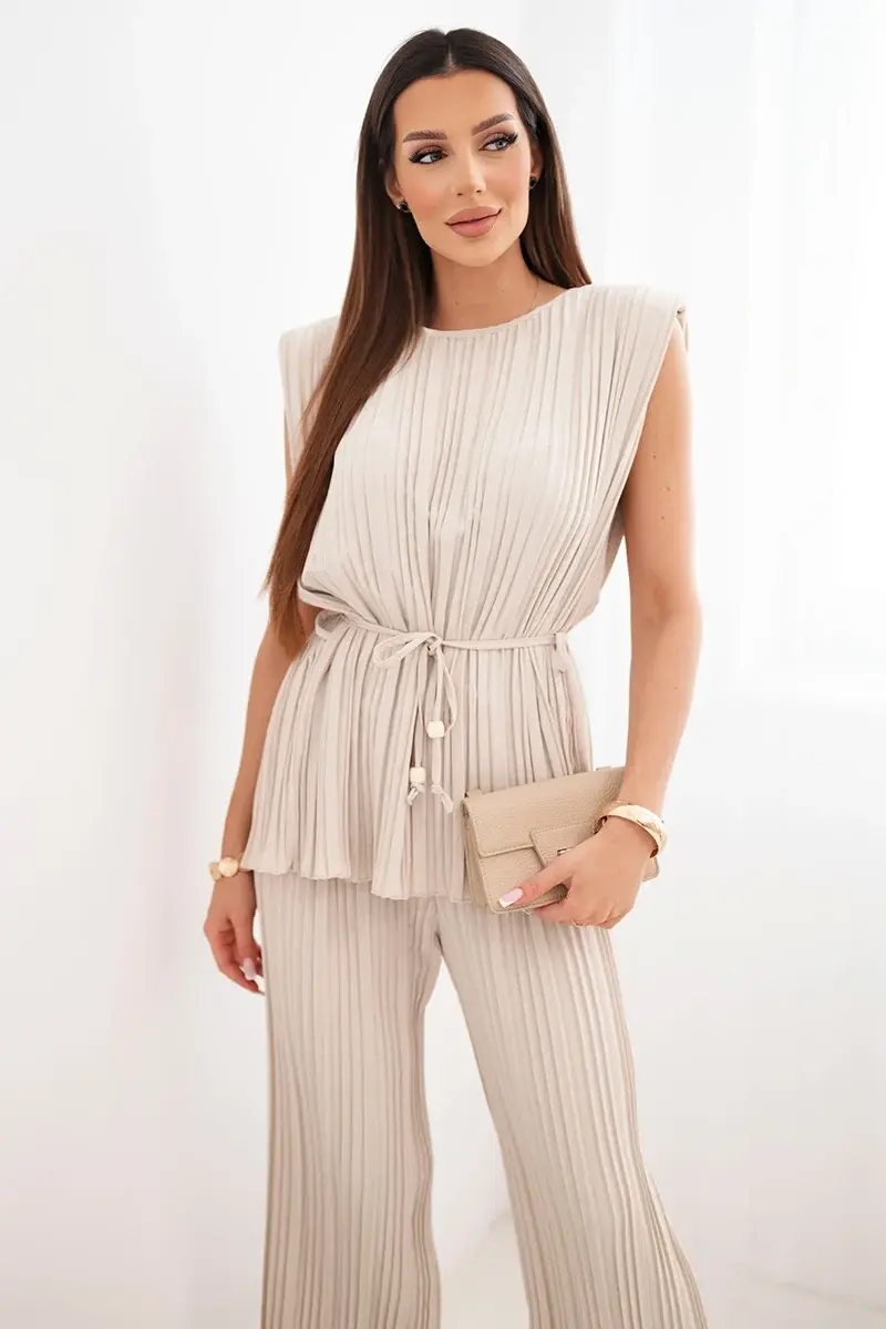 Dámsky súprava s blúzkou a širokými nohavicami