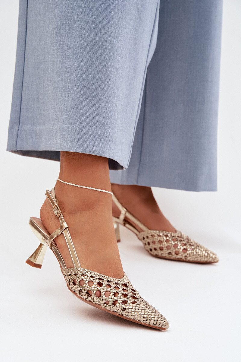 Dámske zlaté sandále na podpätku Selinae