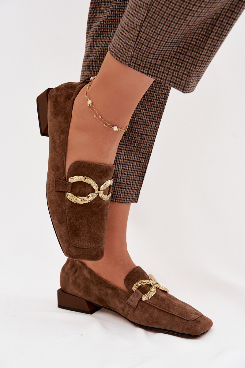 Mokasíny zo semišu so zlatým detailom