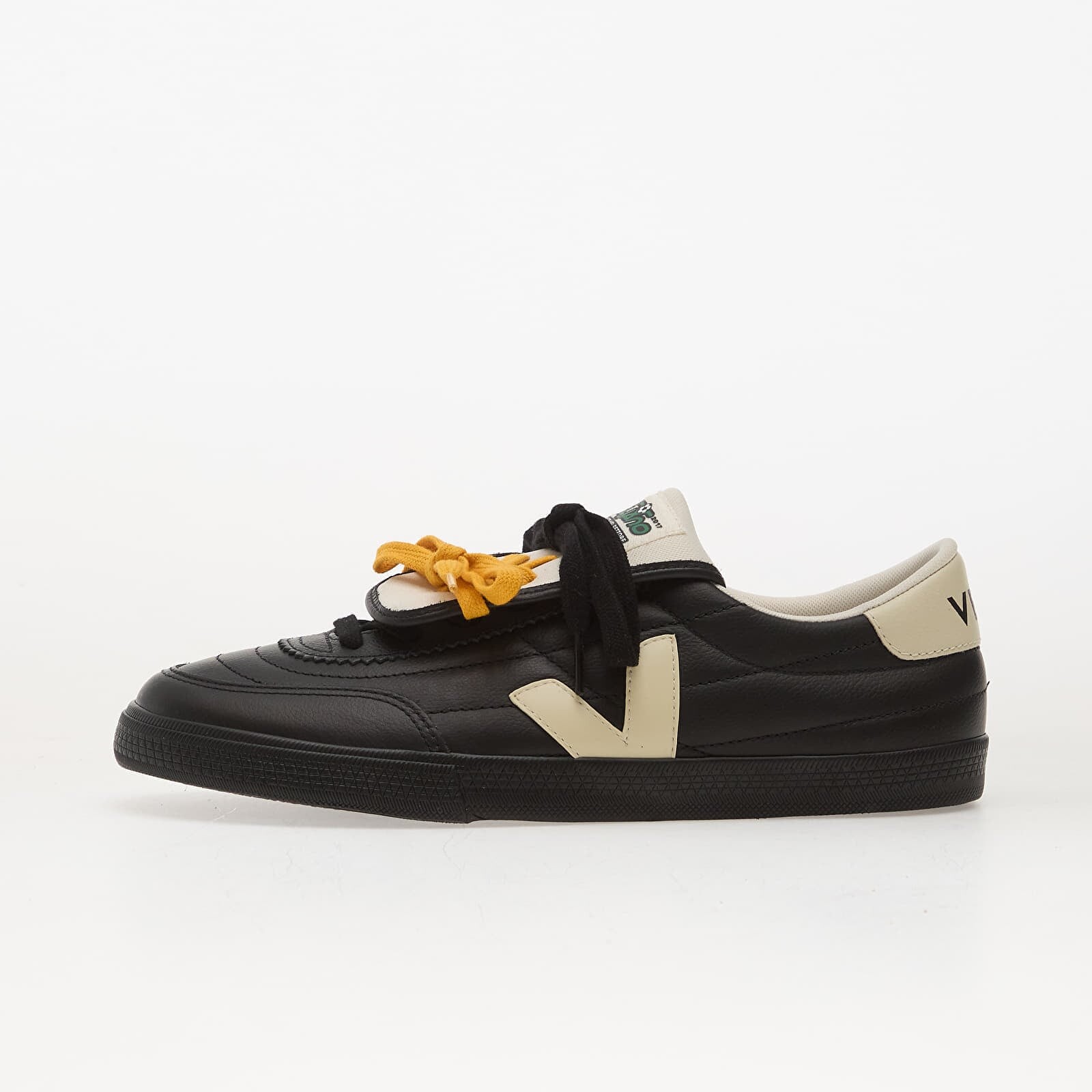 Tenisky Veja x Magliano Panenka Black EUR 45