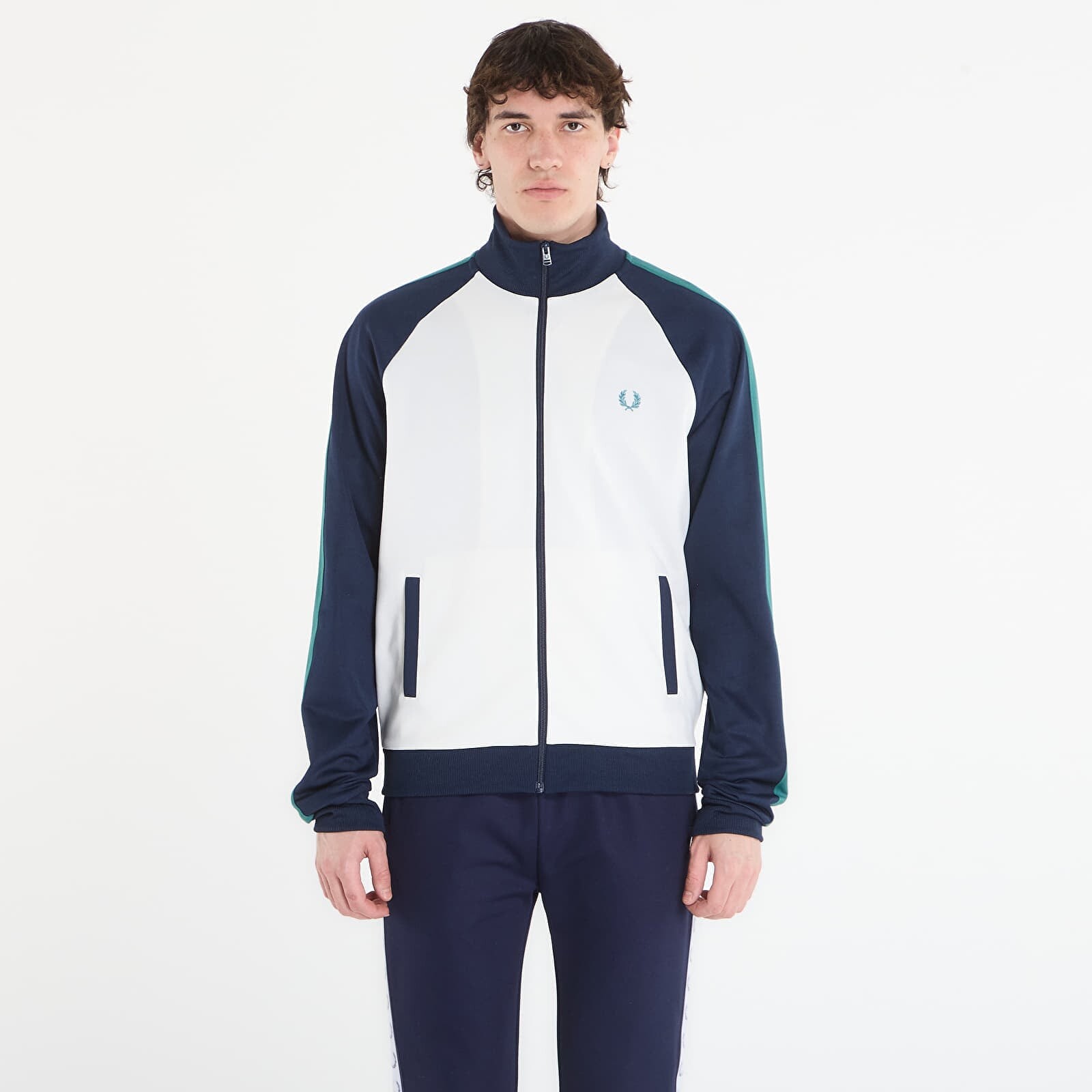 Mikina FRED PERRY Contrast Sleeve Track Jacket Snow White L