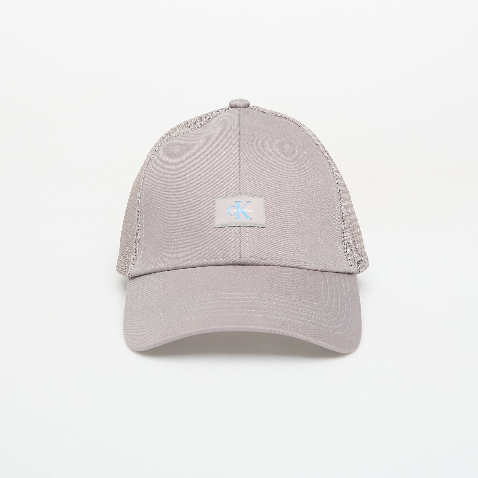 Šiltovka Calvin Klein Monologo Woven Patch Trucker Cloudburst Universal