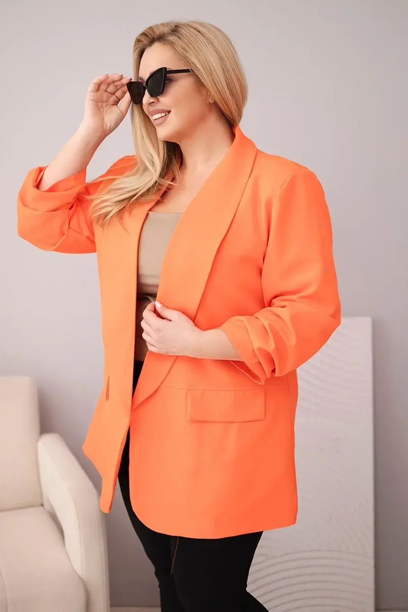 Elegantný plus size blejzer Kesi v oranžovej