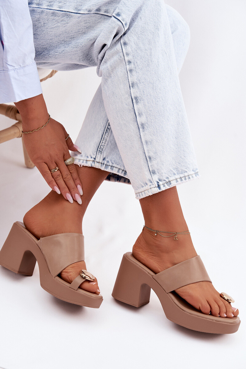 Dámske šľapky s blokovým podpätkom Sinora