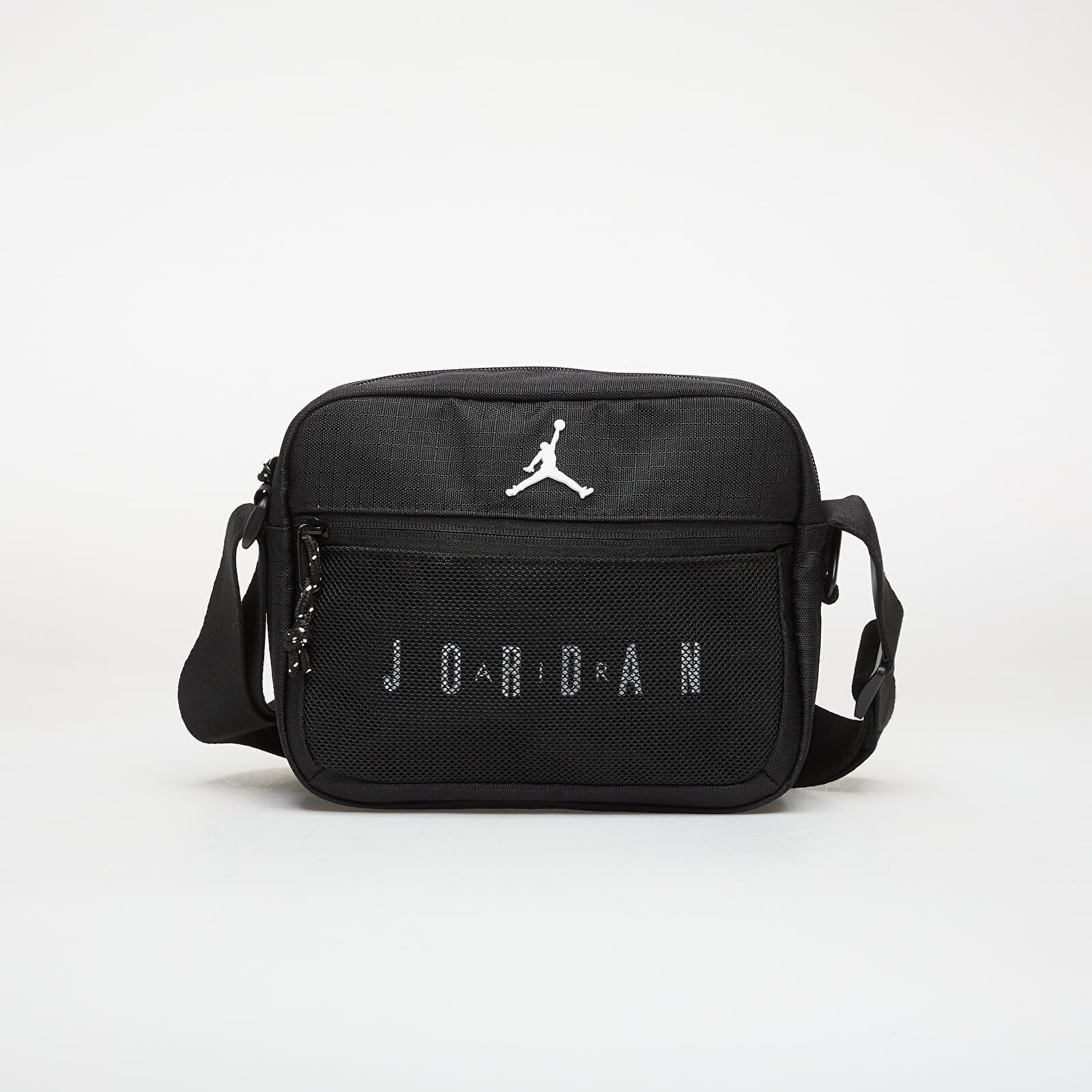 Taška Jordan Jam Blacktop Messenger Black Universal